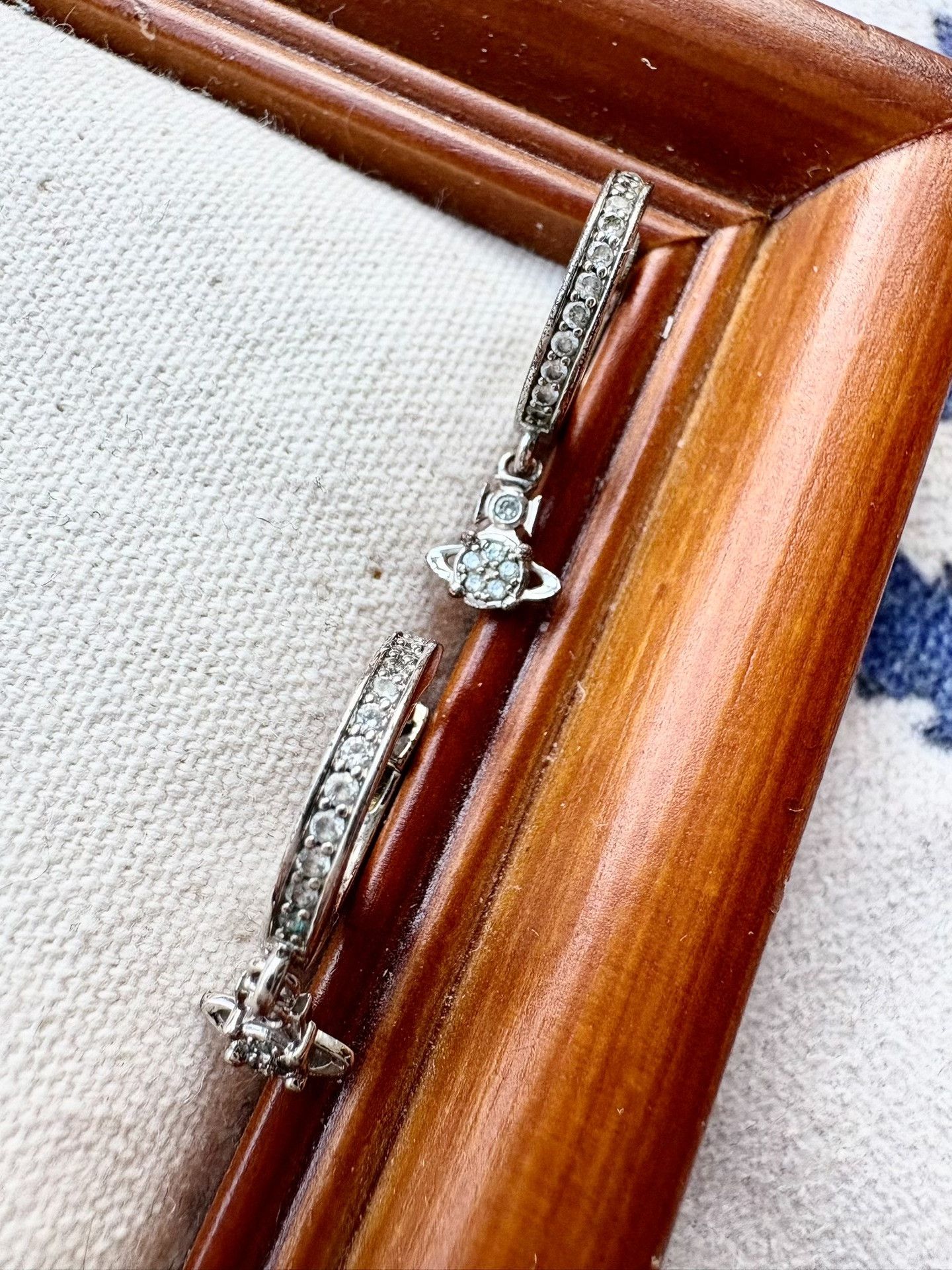 Vivienne Westwood Vivienne Westwood Vintage Silver Saturn Hoop Earrings Size ONE SIZE - 1 Thumbnail