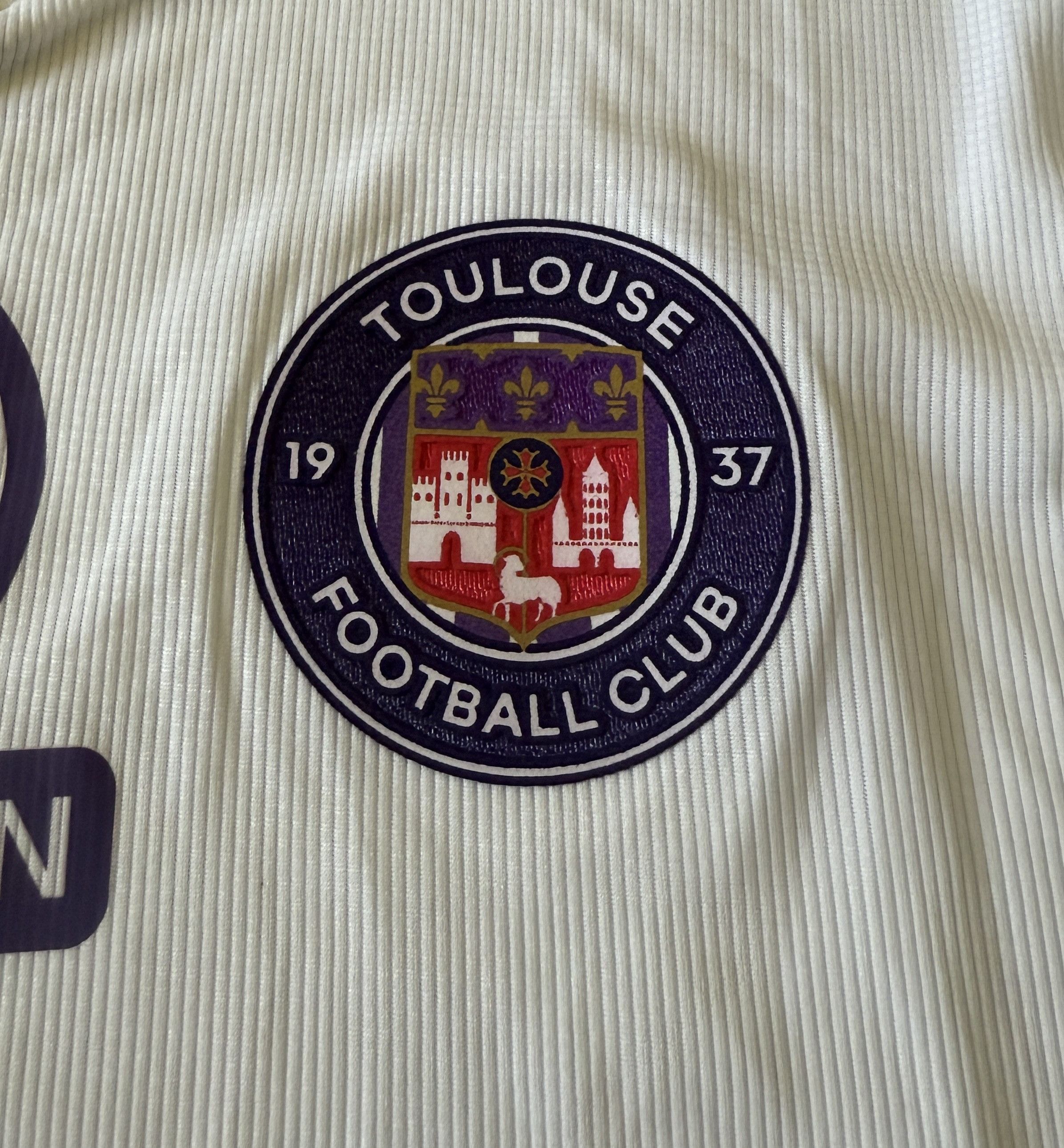 Joma Toulouse 2020 AWAY FOOTBALL SOCCER SHIRT JERSEY SIZE XL Size US XL / EU 56 / 4 - 5 Thumbnail