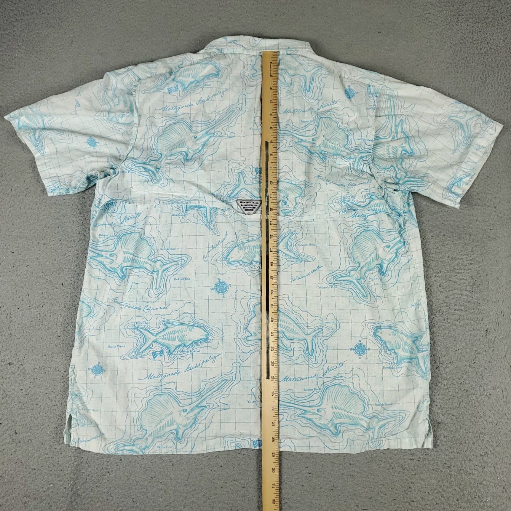 Vintage Columbia Shirt Mens Large Blue PFG Button-Up Short Sleeve STAINED Vented Fishing Collar Size US L / EU 52-54 / 3 - 7 Thumbnail