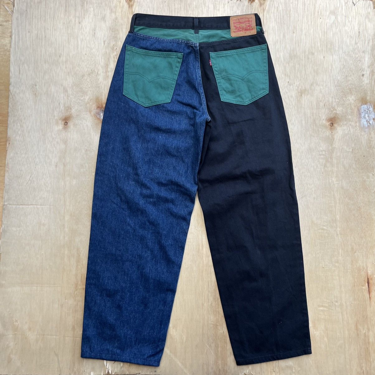 Levi's Vintage Clothing LEVIS SILVER TAB BAGGY FIT 3 TONE COLOUR DENIM Size US 32 / EU 48 - 7 Thumbnail