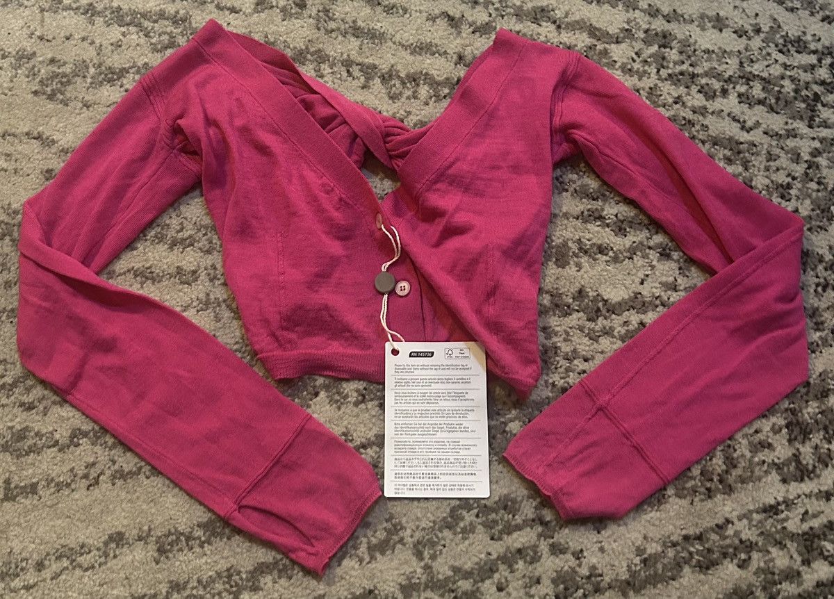 Jacquemus Jacquemus Cropped Button-fastening Wool Blend Cardigan Size XS / US 0-2 / IT 36-38 - 2 Thumbnail