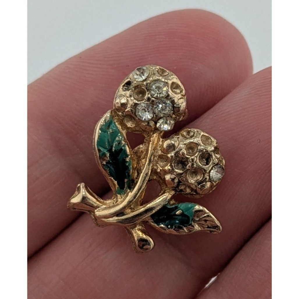 Other Vintage Dainty Floral Rhinestone Brooch (Missing Some Stones Size ONE SIZE - 3 Thumbnail