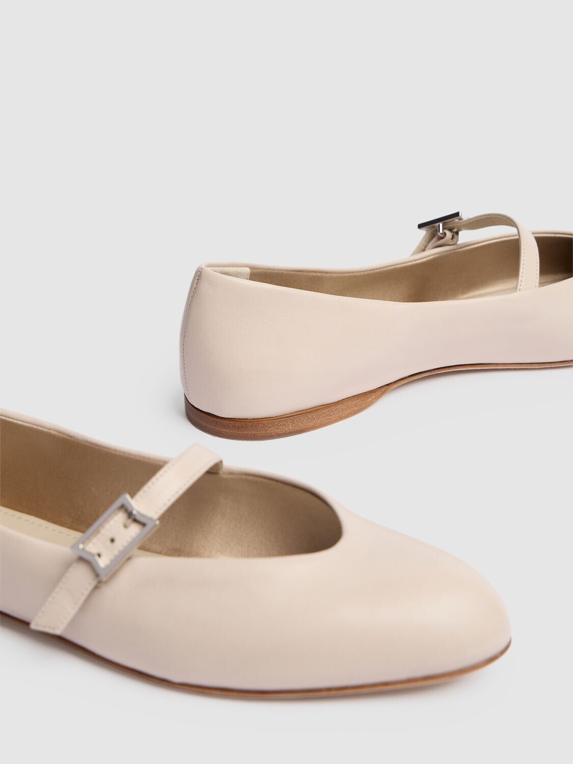 Max Mara MAX MARA MMBallet $695 Ice Nappa Leather Flats Size US 6 / IT 36 - 3 Thumbnail
