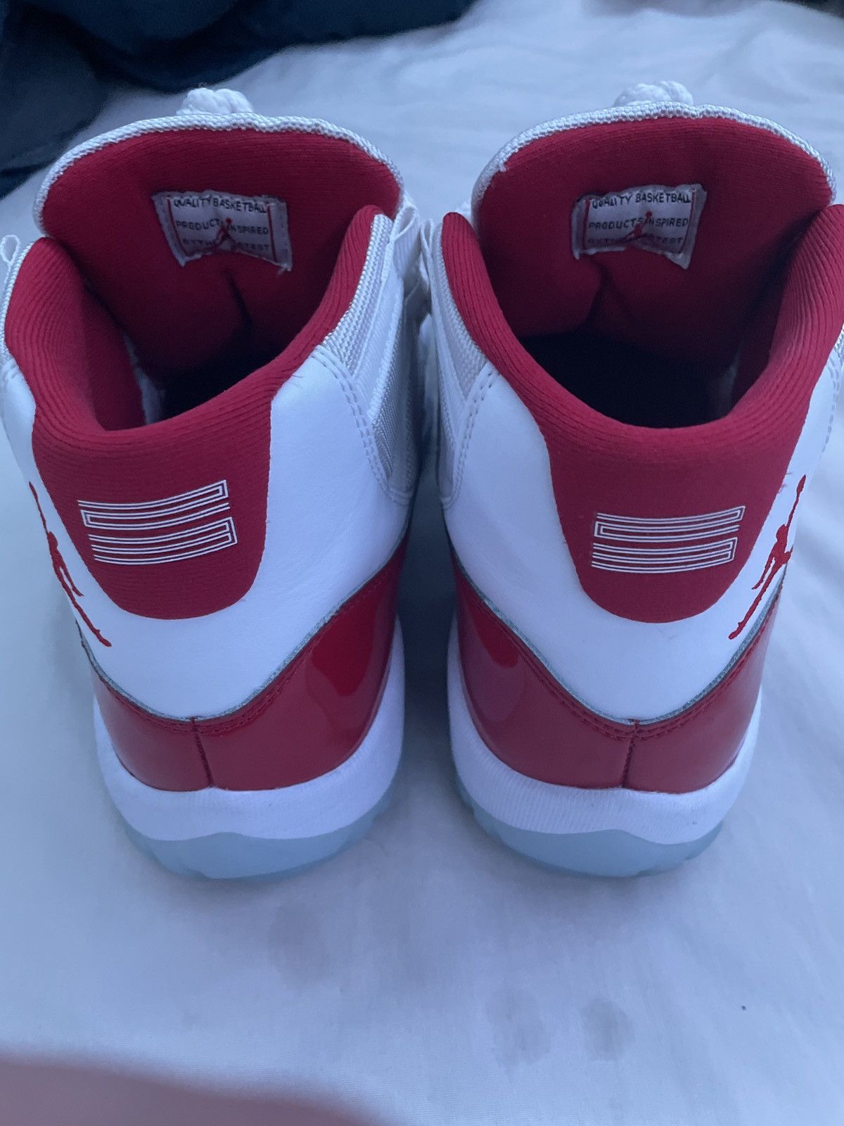 Jordan Brand Jordan 11 Cherry Size US 8.5 / EU 41-42 - 4 Thumbnail