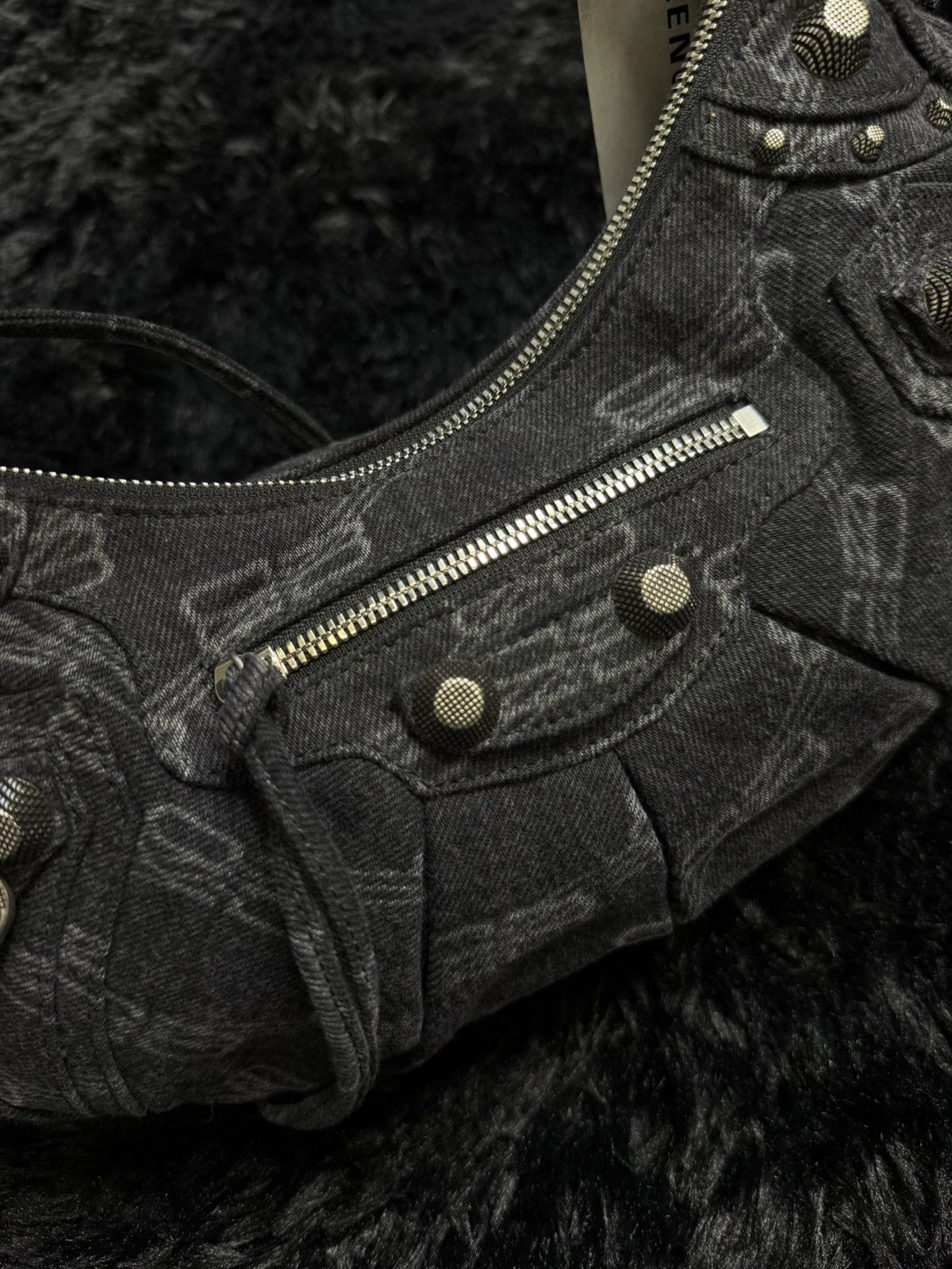 Balenciaga Balenciaga Le Cagole Black Monogram Denim Size ONE SIZE - 8 Thumbnail