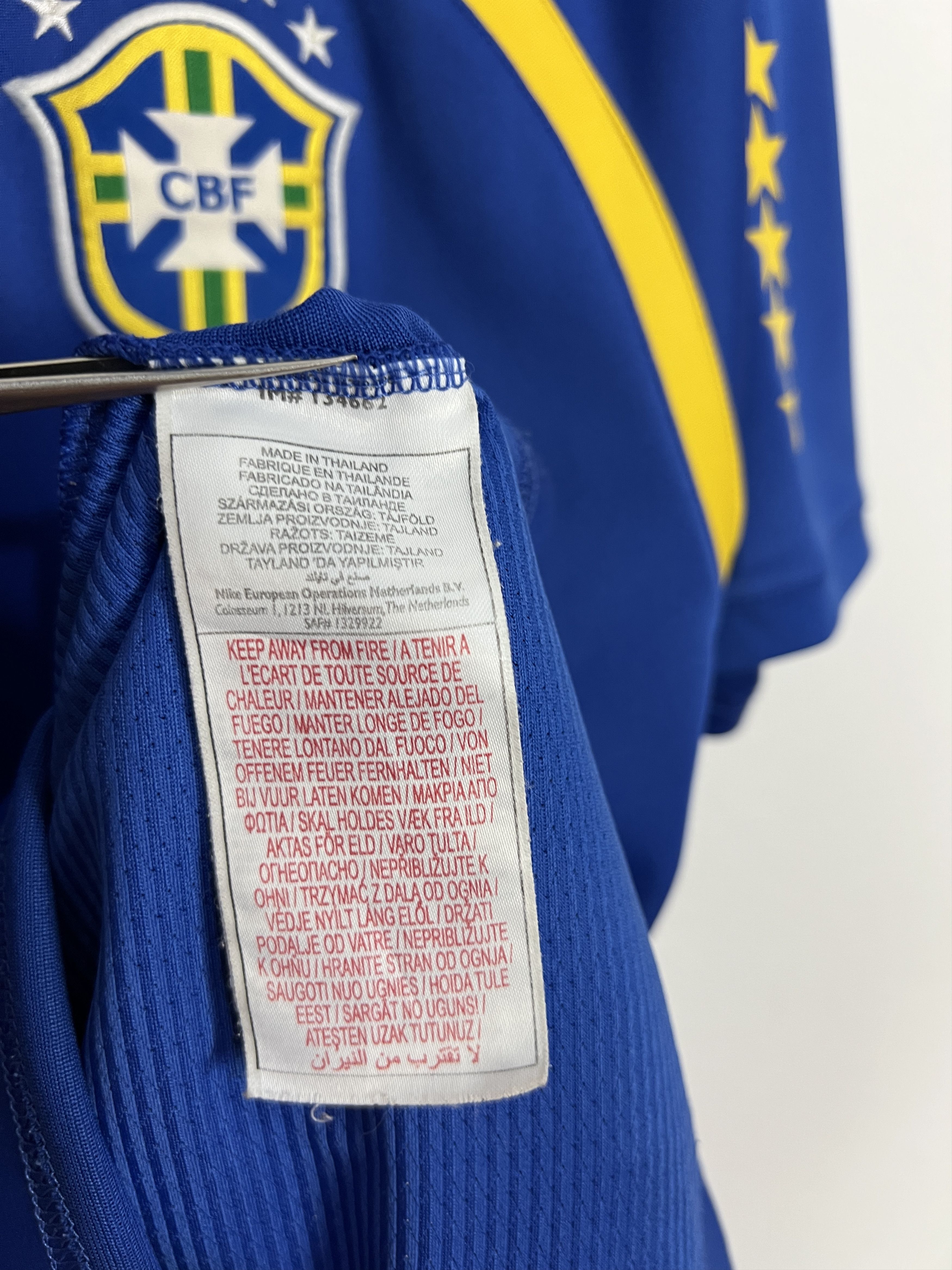 Nike Vintage Brazil Football Shirt Soccer Jersey National Trikot Size US M / EU 48-50 / 2 - 8 Thumbnail