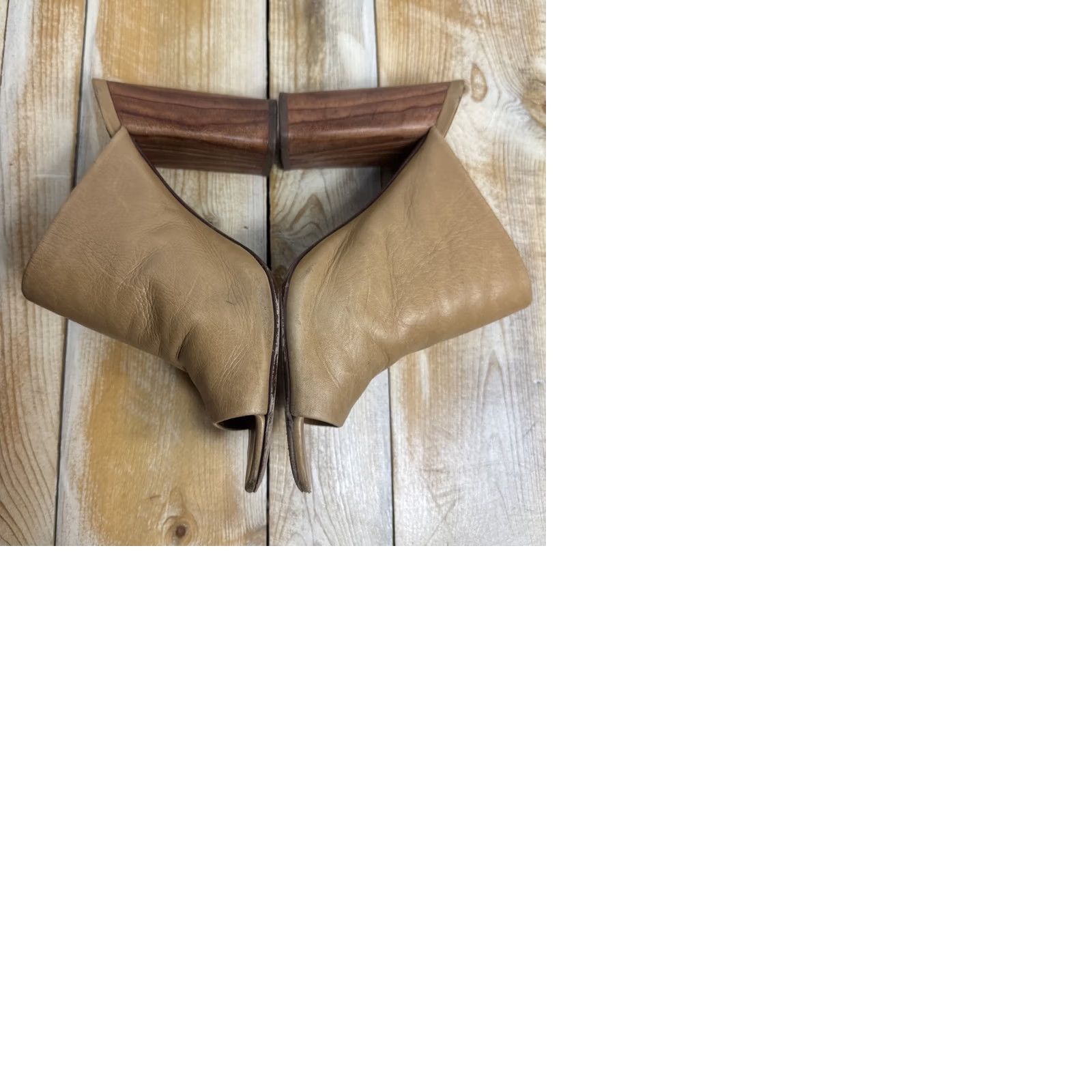 Tory Burch VINTAGE? No. Tory Burch Raya Mold? (Cannot). Size US 9 / IT 39 - 9 Thumbnail