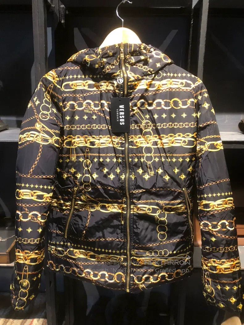 Versace Versace Women's reversible down jacket jacket Size S / US 4 / IT 40 - 1 Thumbnail