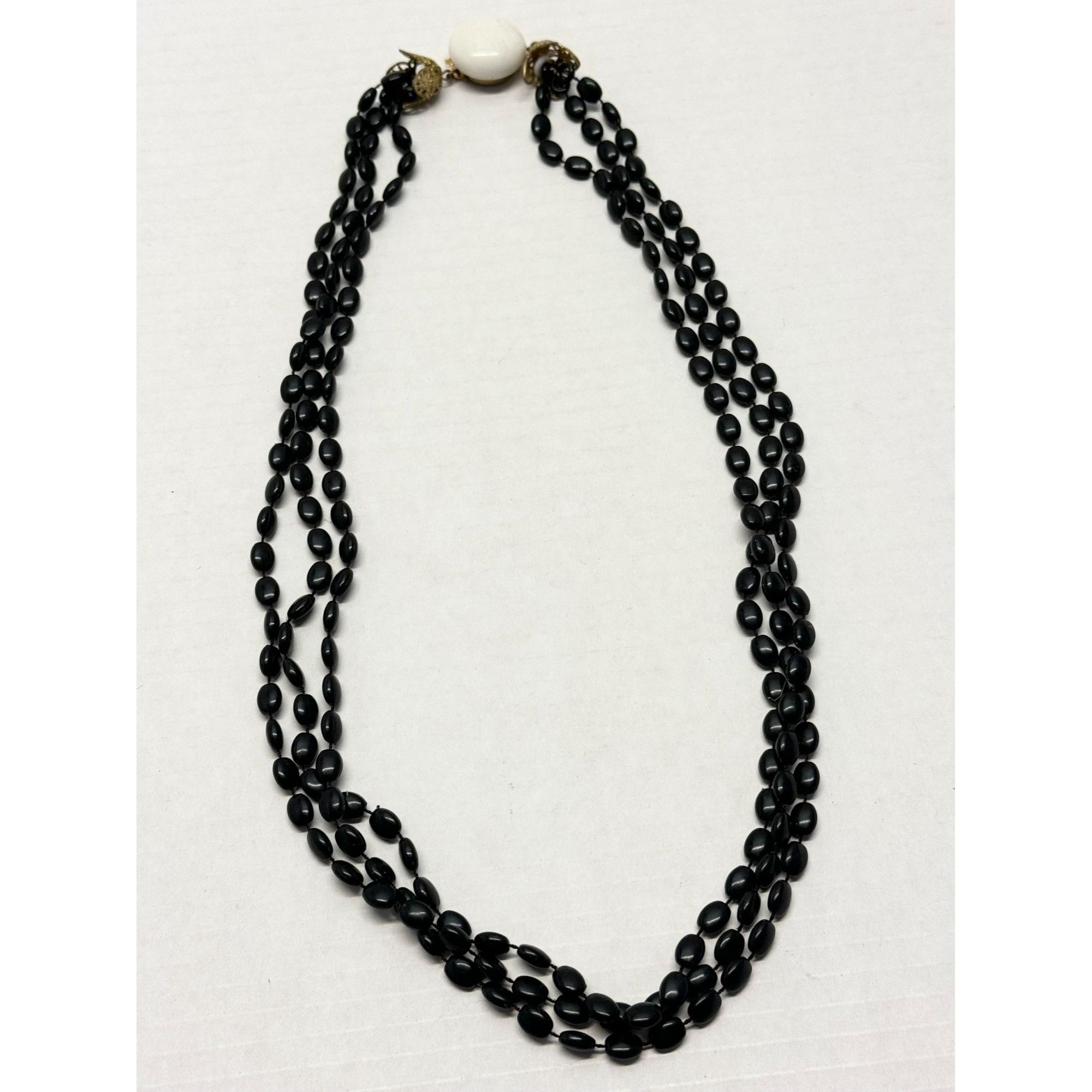 Vintage Vintage black beaded multi strand necklace Size ONE SIZE - 2 Thumbnail