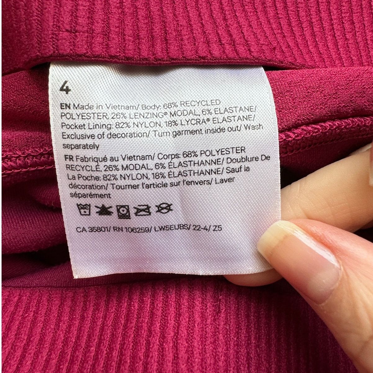 Lululemon Lululemon Dark Pink Softstreme Ribbed Zip Flared Pant 4 Size 27" / US 4 / IT 40 - 10 Thumbnail
