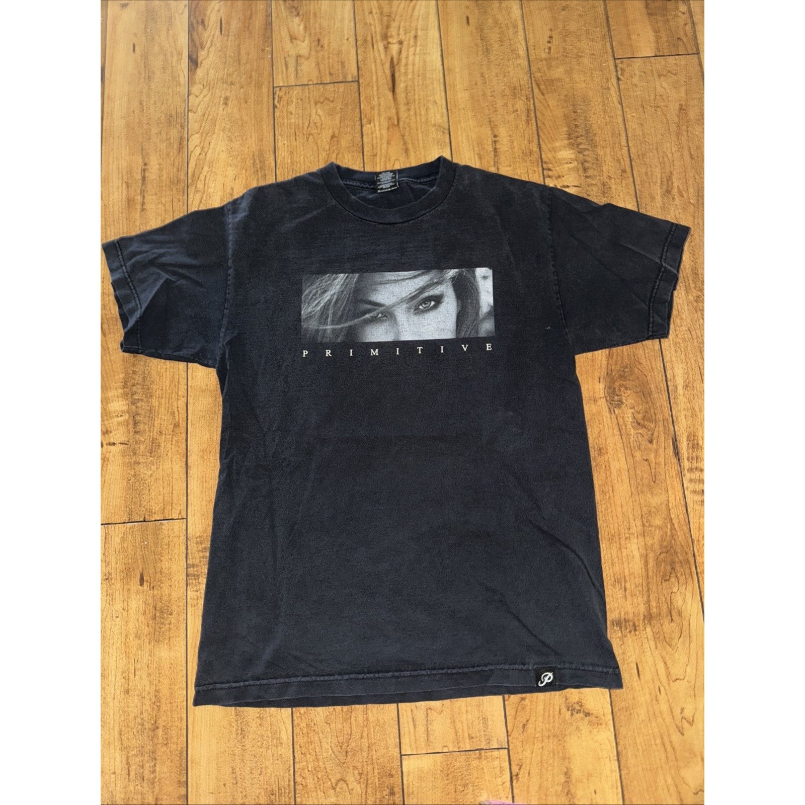 Primitive Primitive Woman Photograph Box Logo T-Shirt Black M 19x27 Size US M / EU 48-50 / 2 - 1 Thumbnail