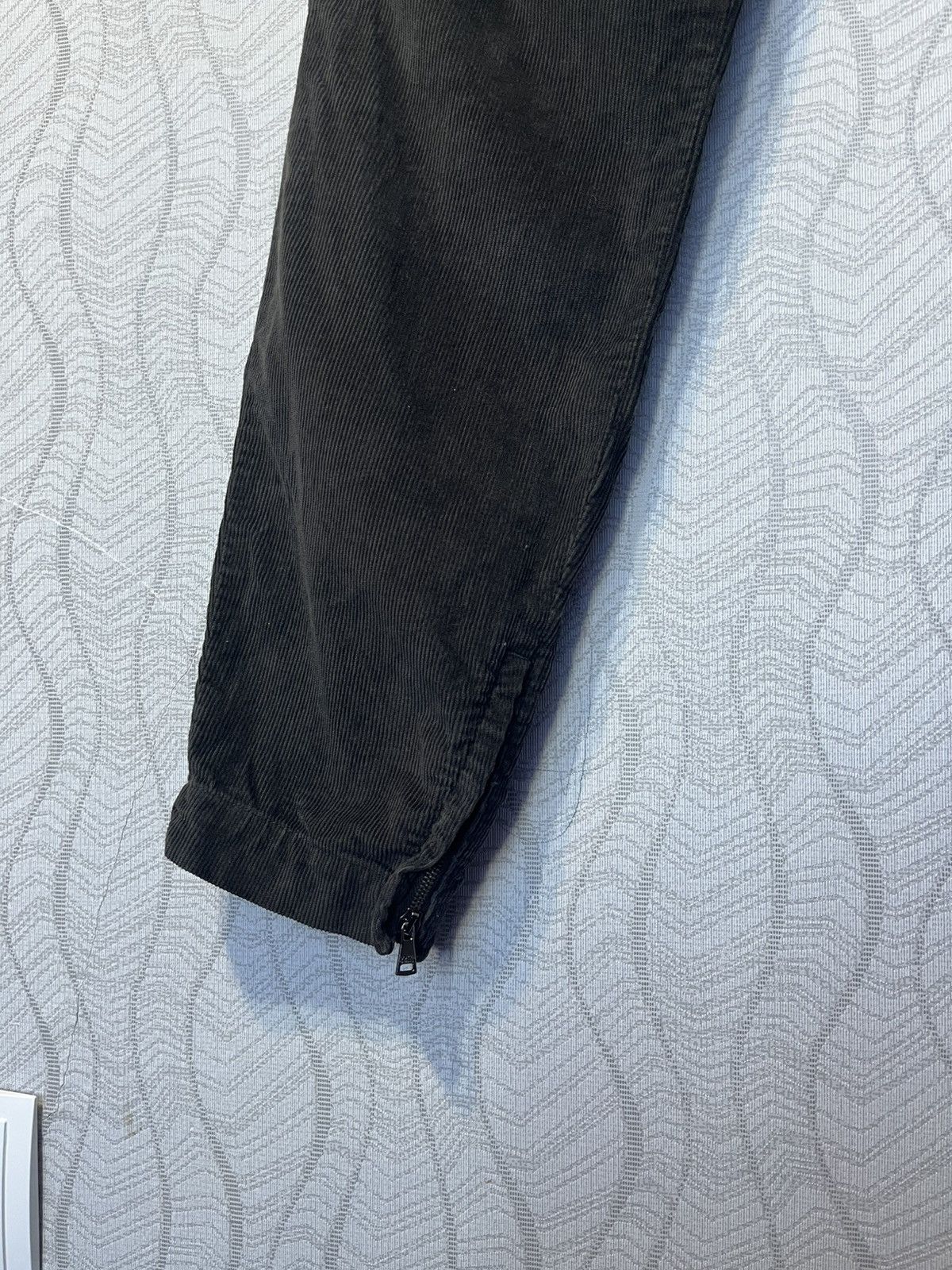 Dolce & Gabbana × Vintage Dolce & Gabbana Vintage Velvet Zipped Up Pants Italy Made XS Size US 29 - 6 Thumbnail