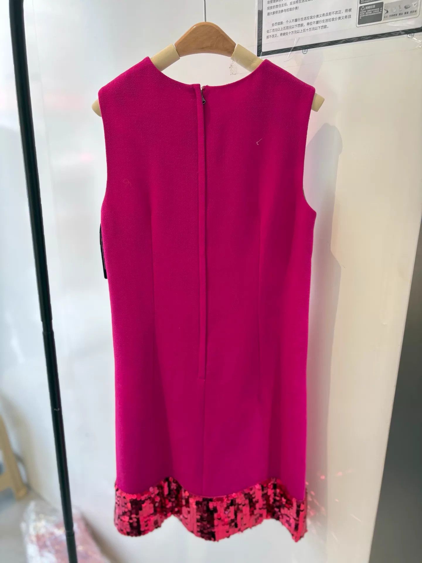 Valentino Valentino Magenta Floral Sequin Sleeveless Dress Size S / US 4 / IT 40 - 2 Thumbnail