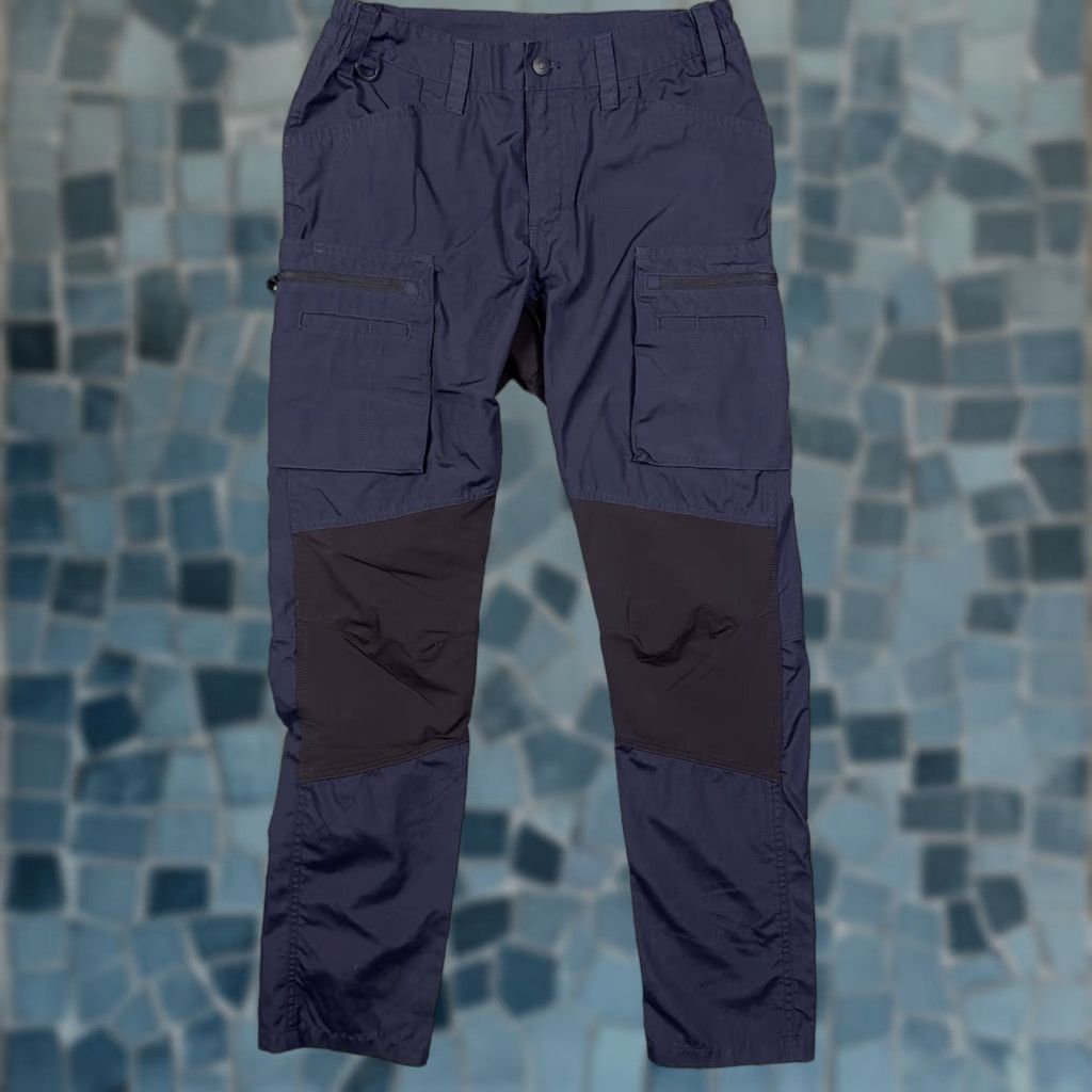 Vintage Blaklader Pants Womens 29x33 6L Workwear Stretch Cargo Utility Tech Double Knee Pants Women Regular Blue 6Pockets Cargo Workwear Womens Mens? Size 29" - 1 Thumbnail