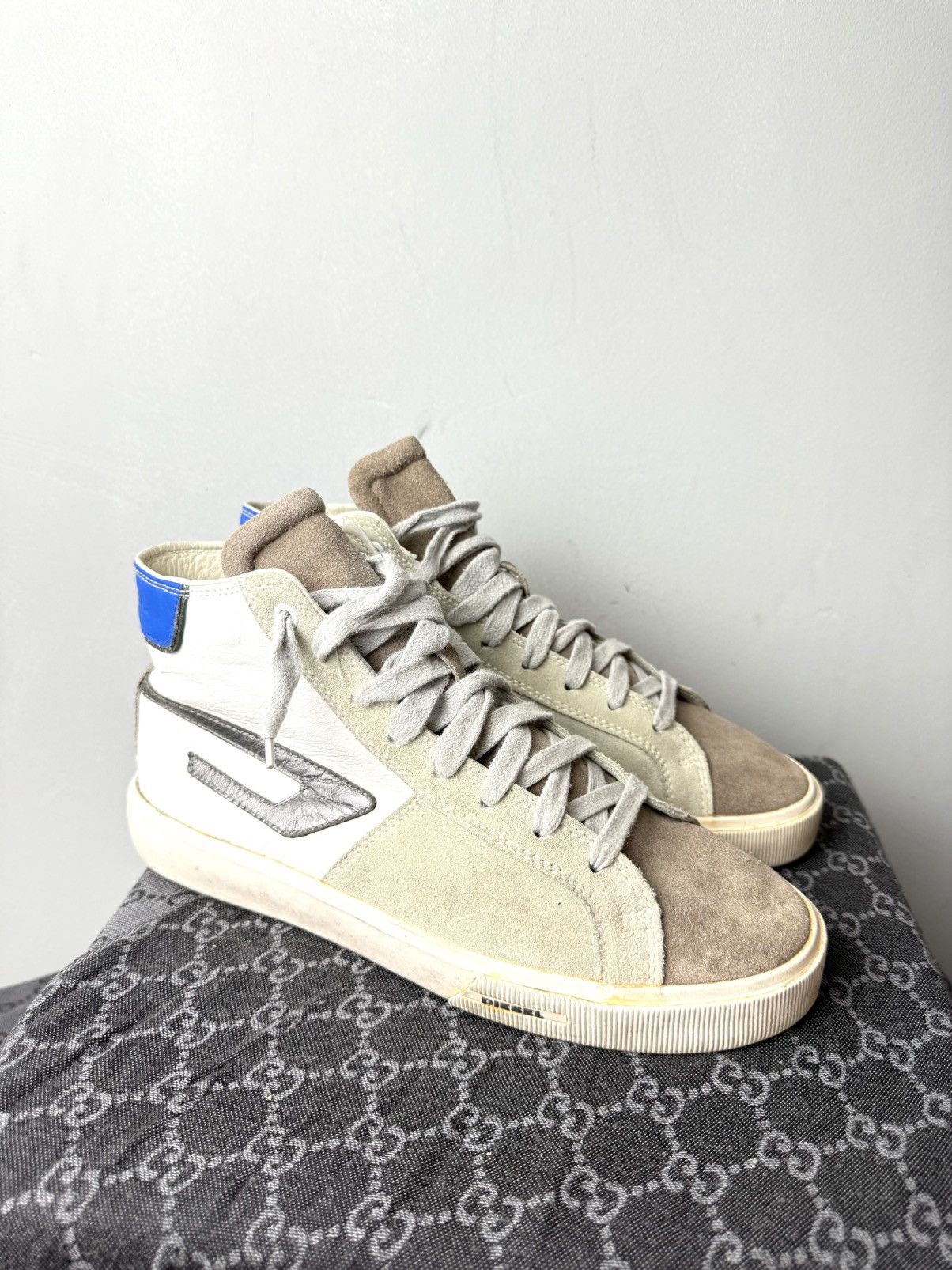 Diesel Vintage Diesel High Top Design Suede Sneakers Size US 8 / EU 41 - 5 Thumbnail