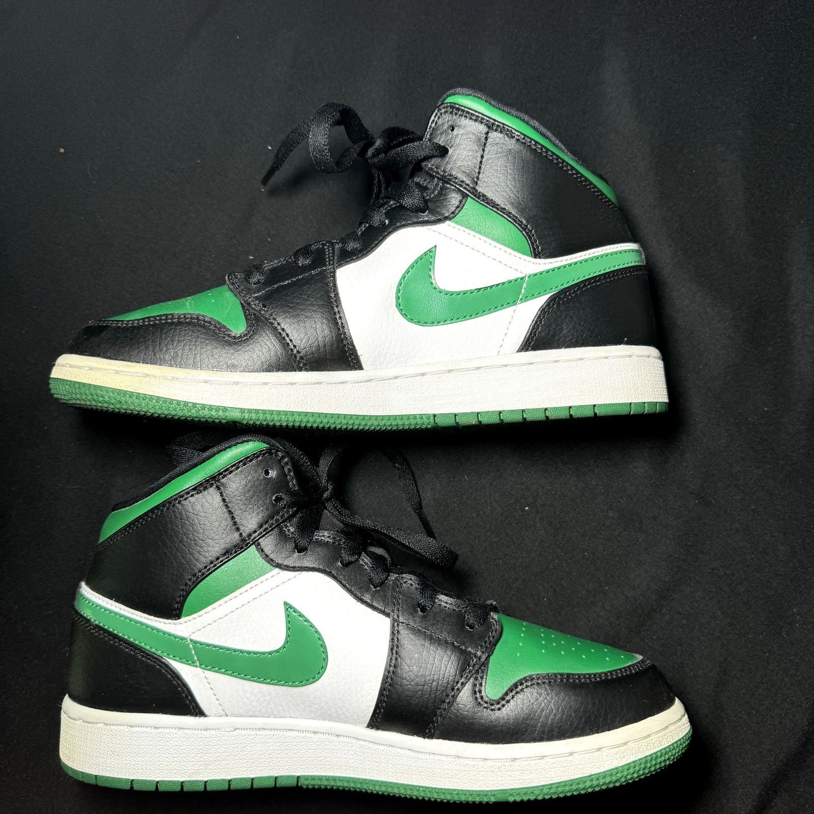 Jordan Brand × Nike Air Jordan 1 Mid GS Black Pine Green Men's Shoes - Size 6 Size US 6 / EU 39 - 2 Thumbnail