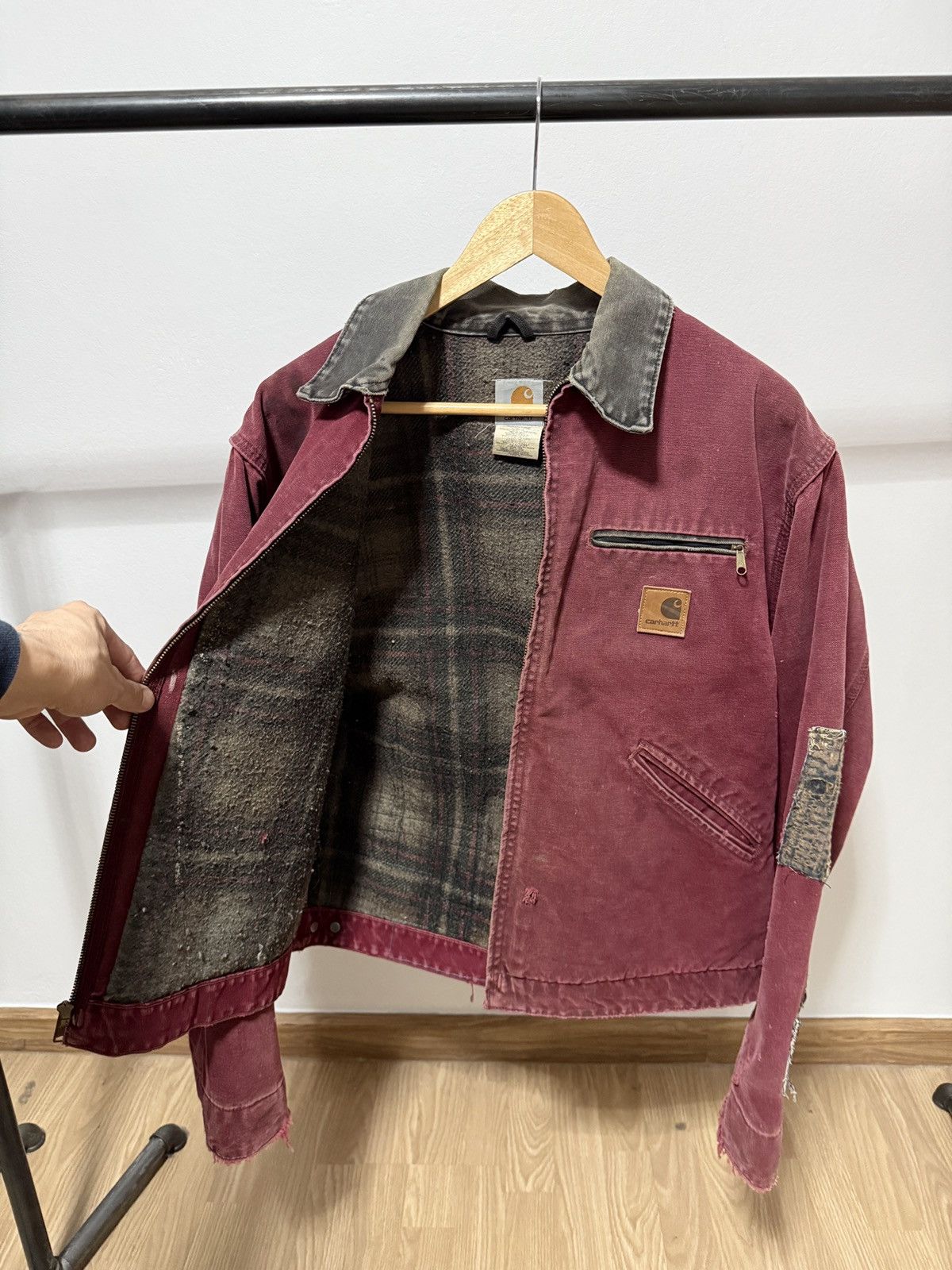 Carhartt Carhartt CRI Detroit Jacket Crimson Red *RARE* Size US L / EU 52-54 / 3 - 2 Thumbnail