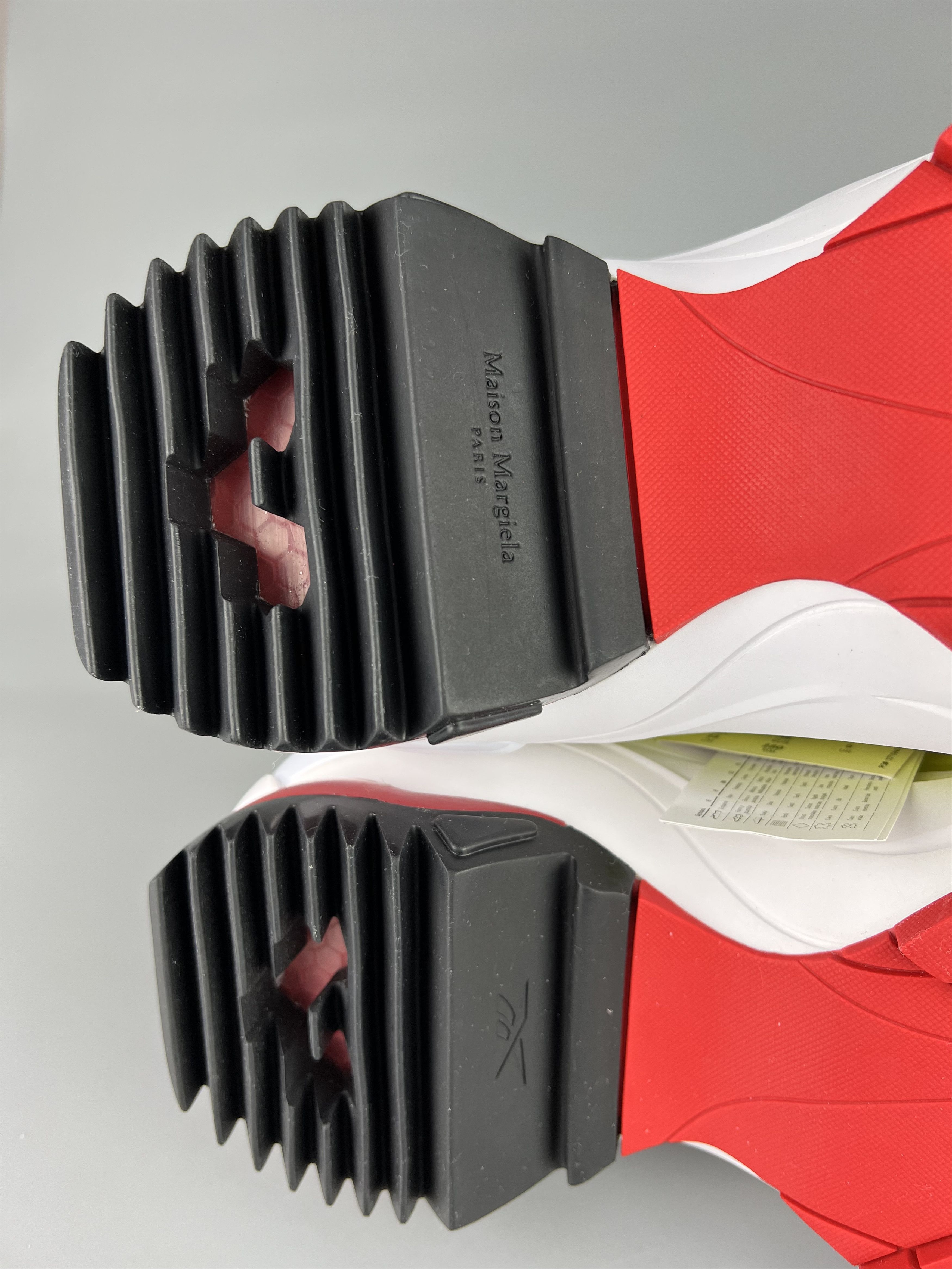 Maison Margiela × Reebok Maison Margiela X Reebok InstaPump Fury Tabi Size US7 Size US 7 / EU 40 - 8 Thumbnail
