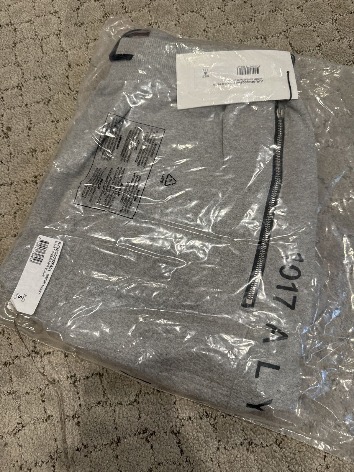 1017 ALYX 9SM 1017 Alyx 9sm sport sweatshorts Size US 30 / EU 46 - 1 Thumbnail