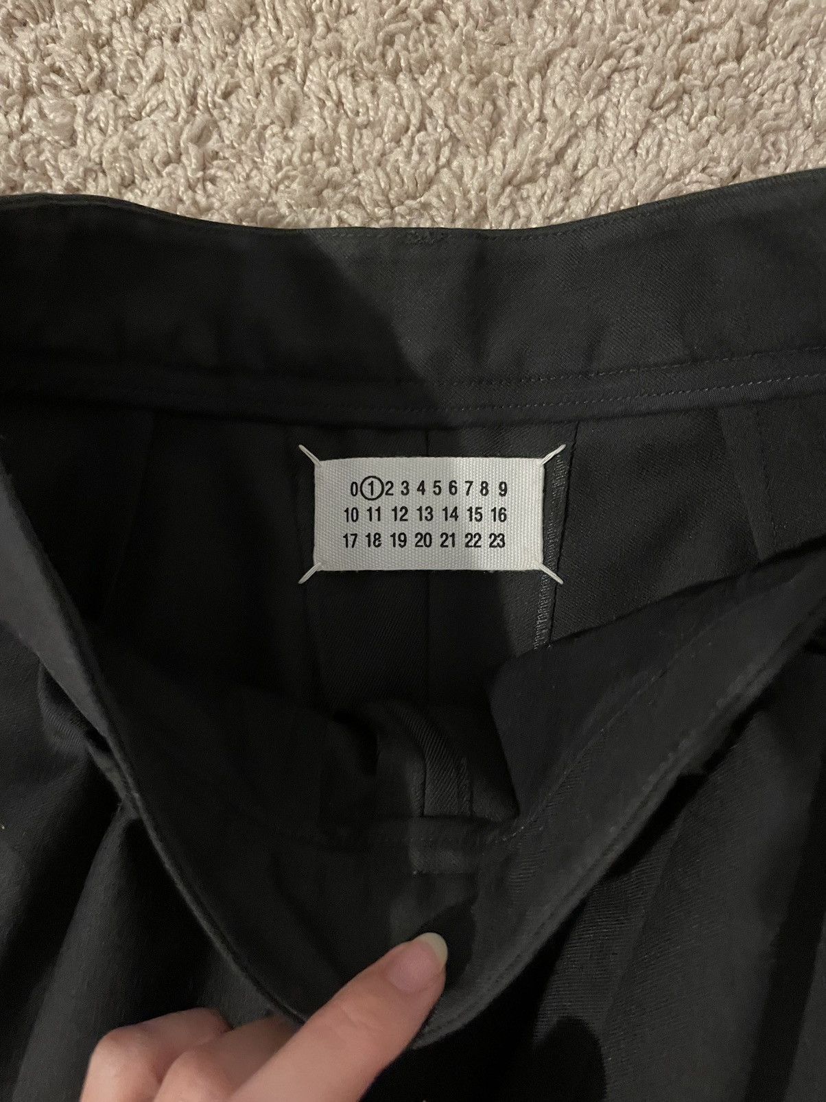 Maison Margiela Maison Margiela Black City Shorts Size 27" / US 4 / IT 40 - 4 Thumbnail