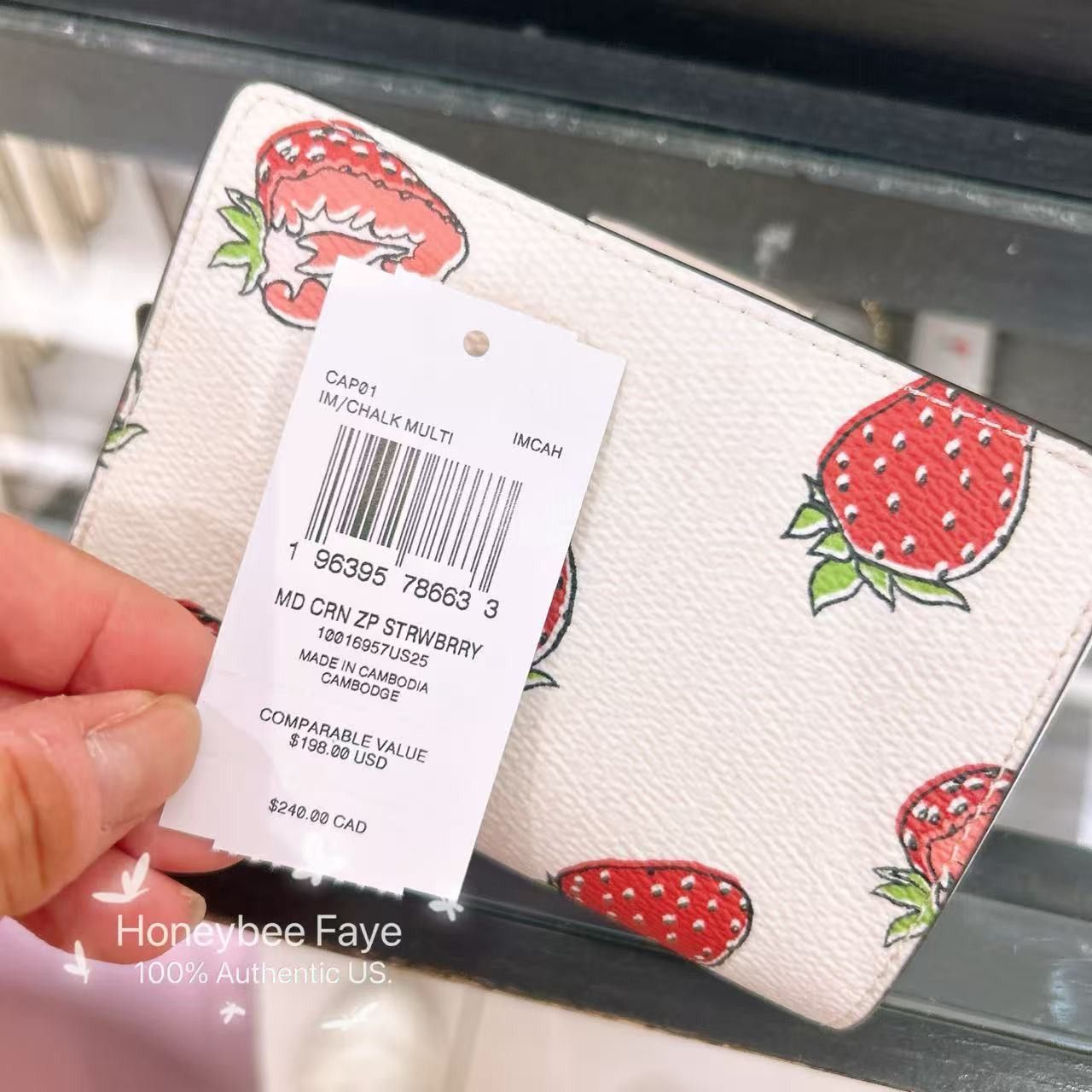 Coach Coach CAP01 Medium Corner Zip Wallet With Strawberry Print Size ONE SIZE - 4 Thumbnail