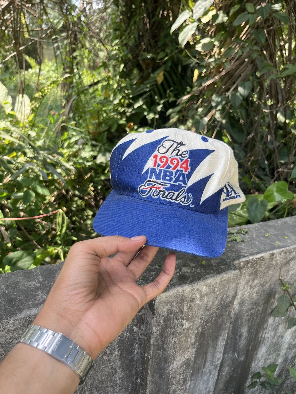 NBA VTG 1994 NBA Finals LOGO Athletic Sharktooth Snapback Wool Size ONE SIZE - 1 Thumbnail