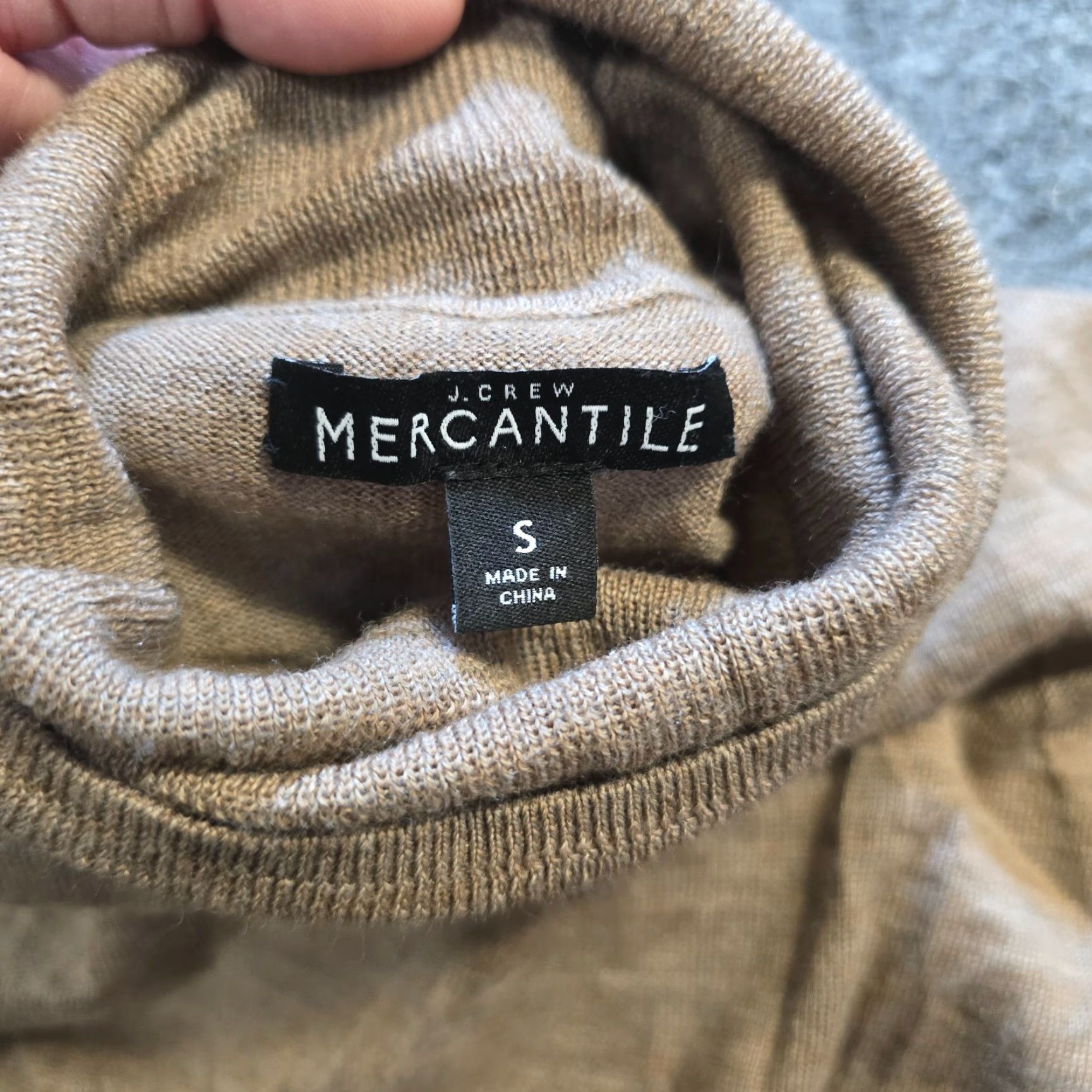 J.Crew J.CREW Sweater Womens Size S Tan Merino Wool Turtleneck Lightweight Capsule Pullover Knit Regular Stretch Casual Fall Winter Spring Stakes? Size S / US 4 / IT 40 - 4 Thumbnail