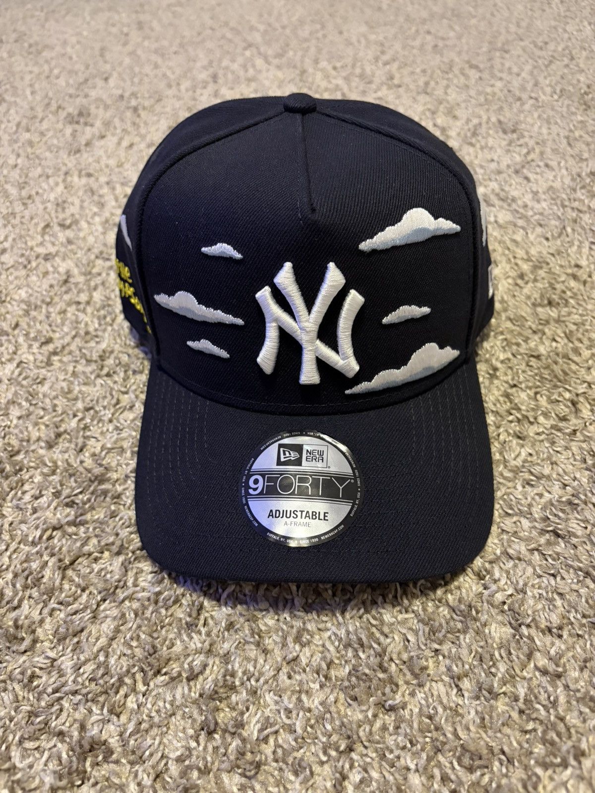 MLB MLB x The Simpsons Yankees Cloud Hat Size ONE SIZE - 1 Thumbnail