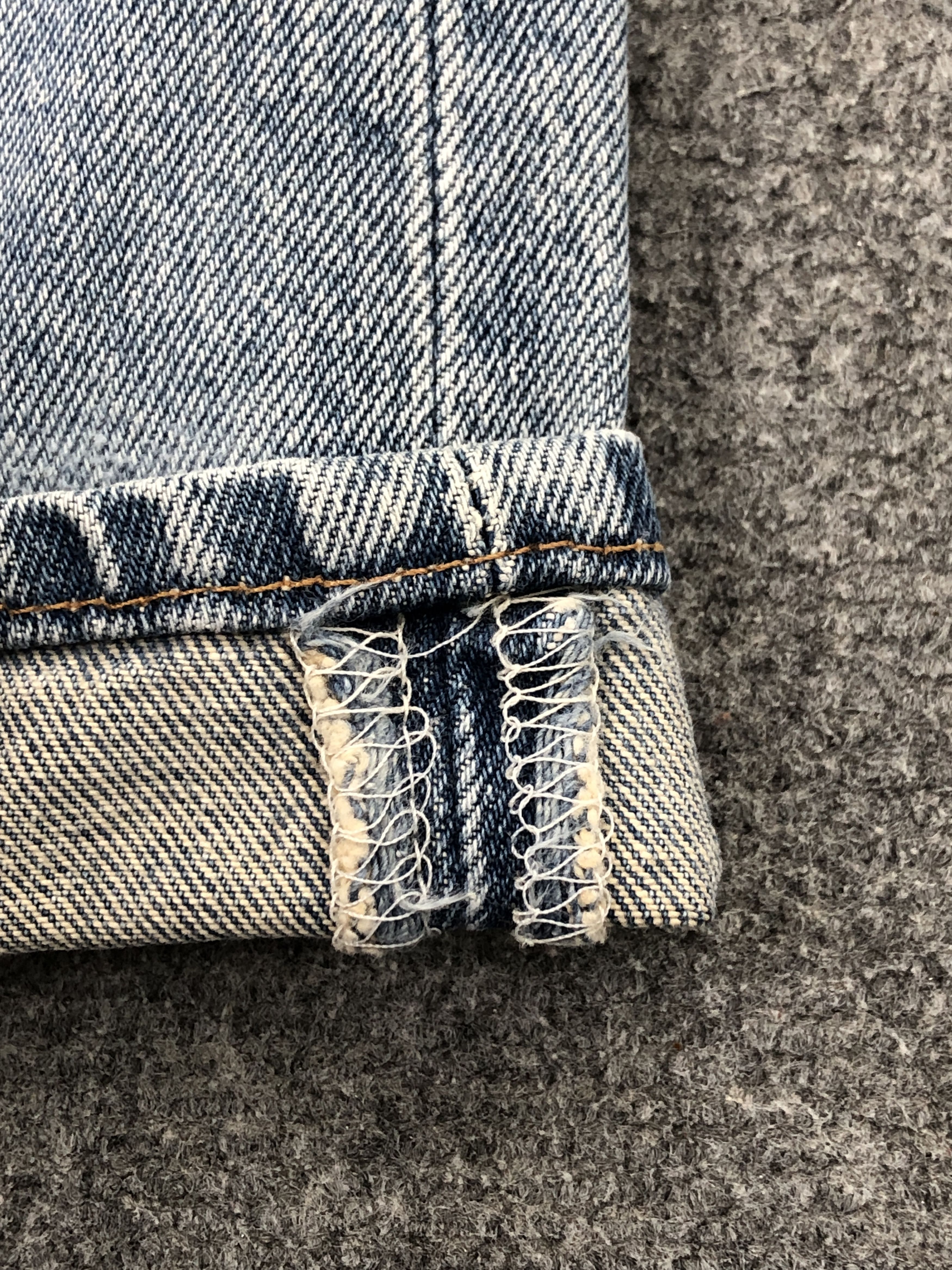 Levi's × Vintage Vintage Levis 90s 501 Light Washed Denim Jeans Size US 32 / EU 48 - 9 Thumbnail