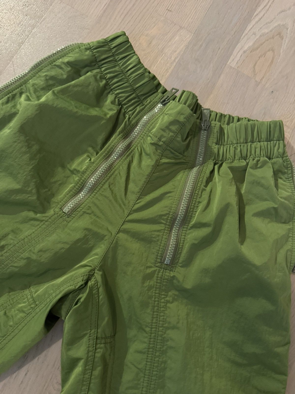 Bottega Veneta BOTTEGA VENETA nylon pants sizes in photos by tape measure Size US 29 - 5 Thumbnail