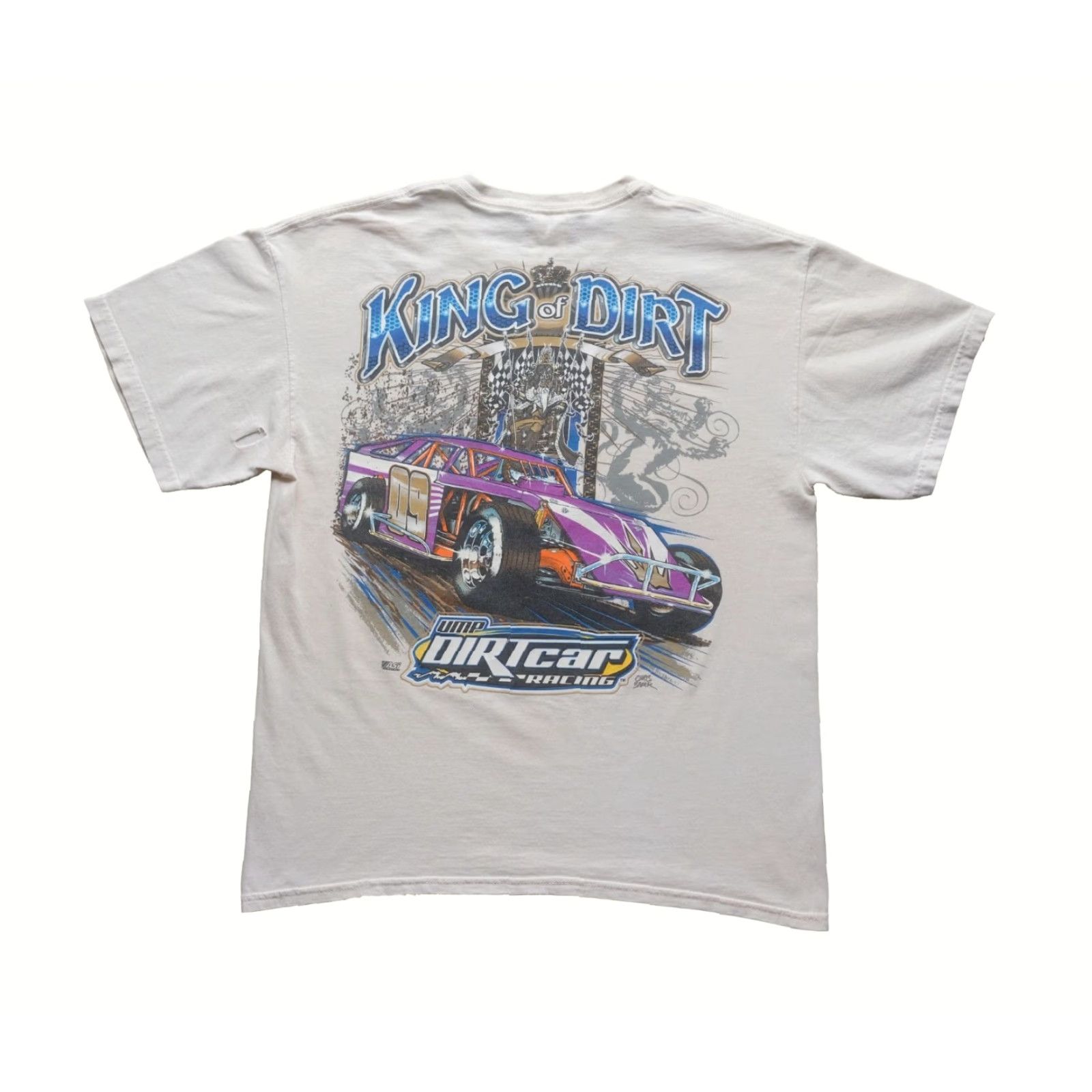 Gildan GILDAN UMP DIRTCAR RACING KING OF DIRT BROWN VTG Y2K 90s RACING MEN SZ M T-SHIRT Size US M / EU 48-50 / 2 - 3 Thumbnail