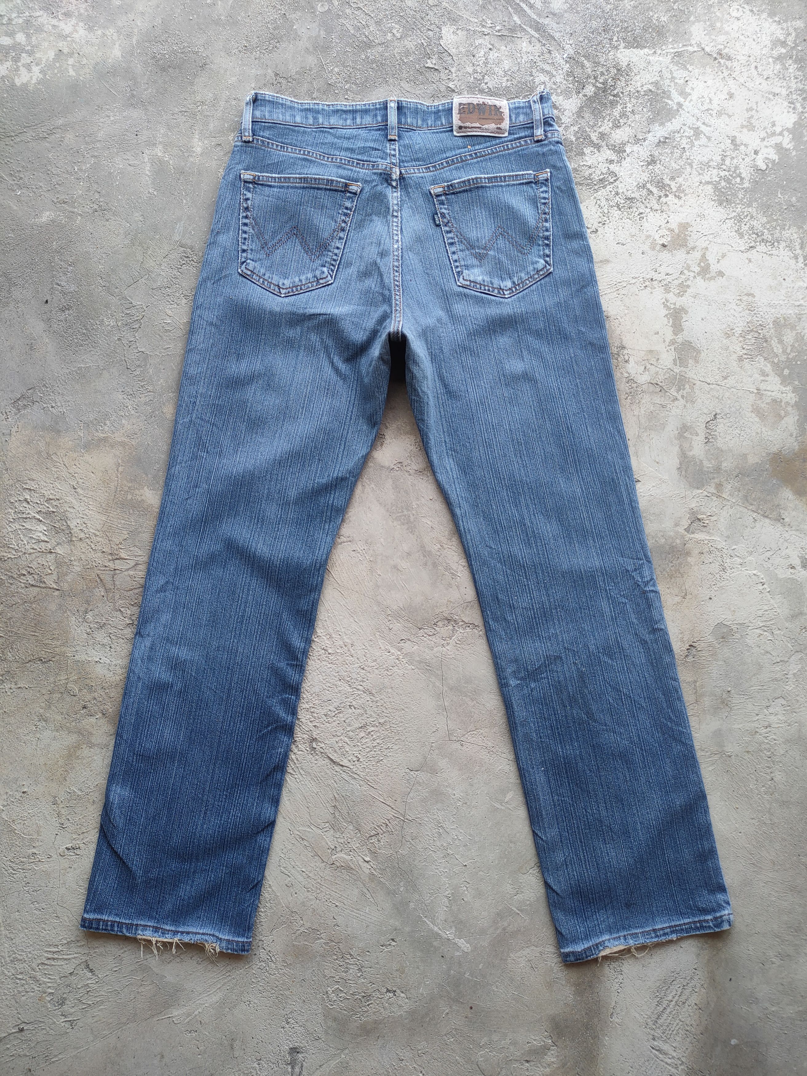 Edwin W31 VINTAGE EDWIN FADED BLUE JEANS PANTS Size US 31 - 7 Thumbnail