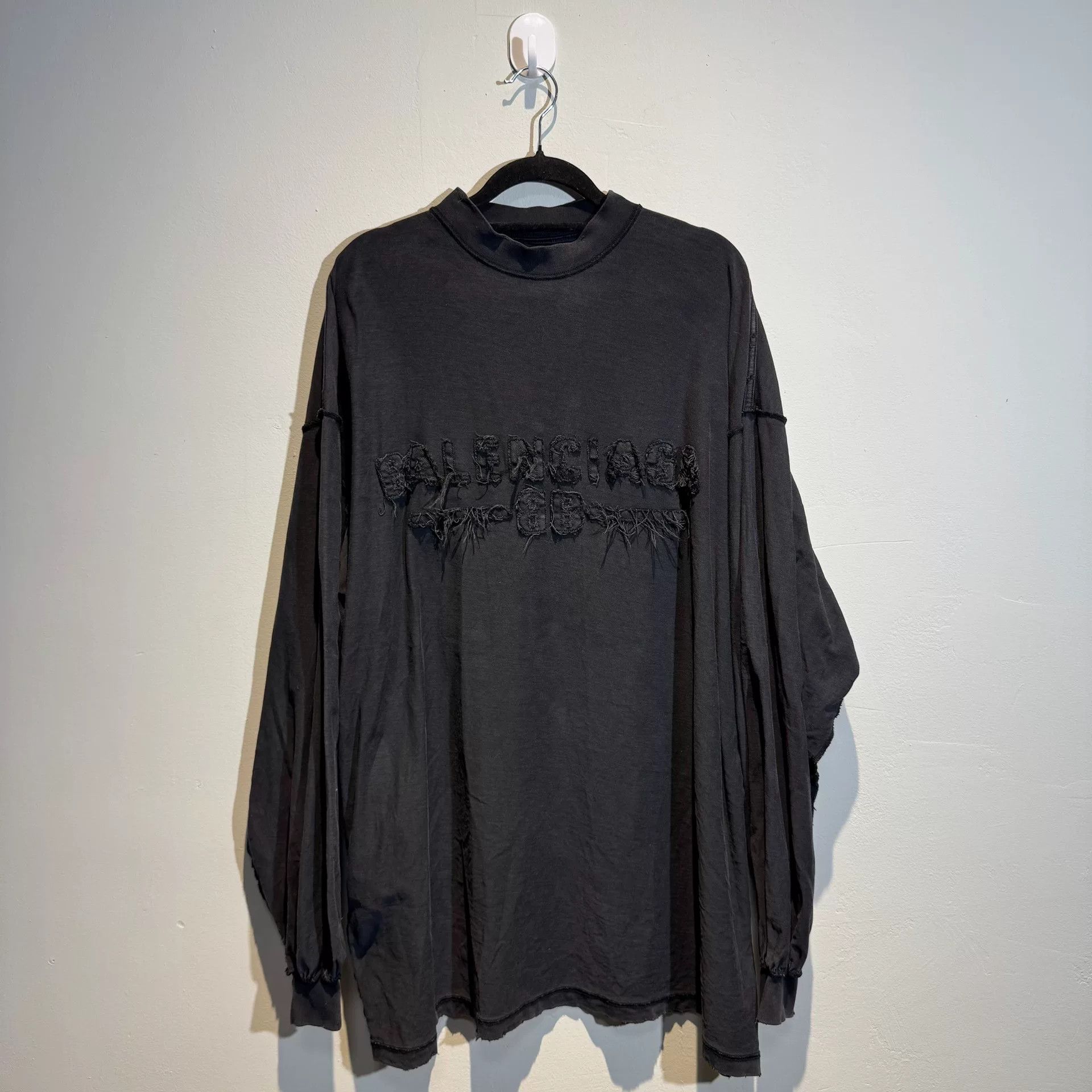 Balenciaga Balenciaga Distressed Long Sleeve Shirt Size US M / EU 48-50 / 2 - 1 Thumbnail