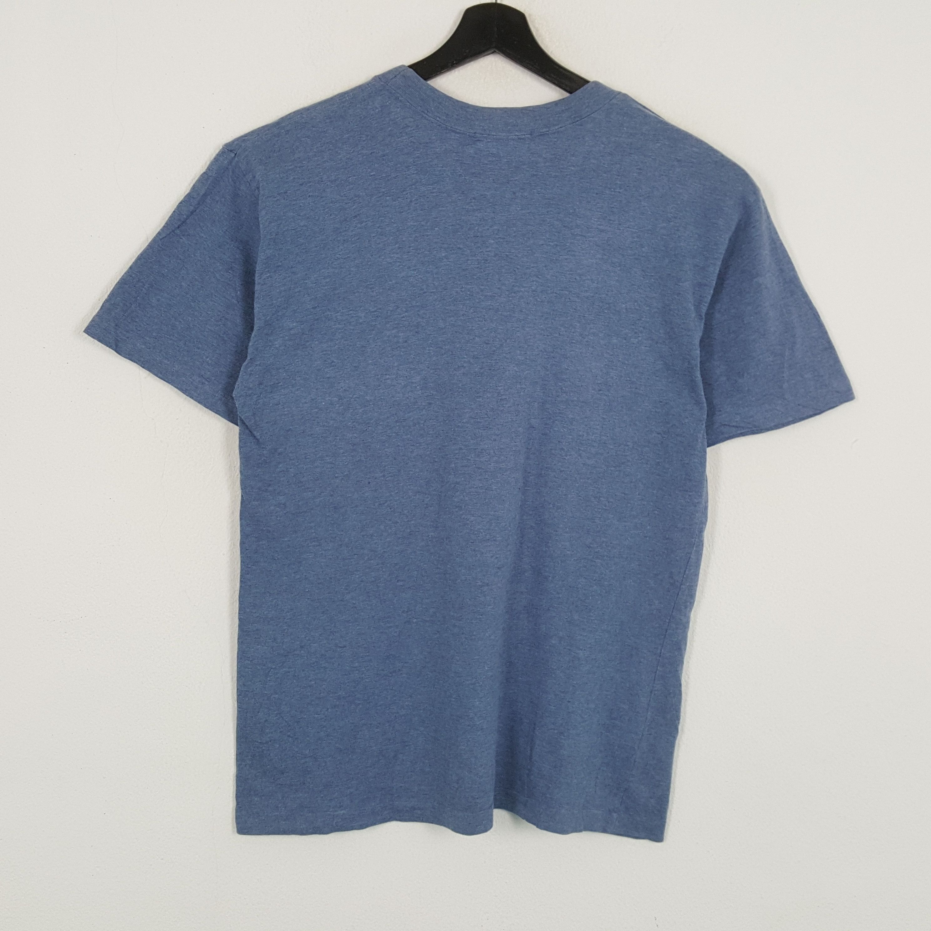 Vintage × Yves Saint Laurent YVES SAINT LAURENT Small Logo Design Vintage Tshirt Size US M / EU 48-50 / 2 - 3 Thumbnail