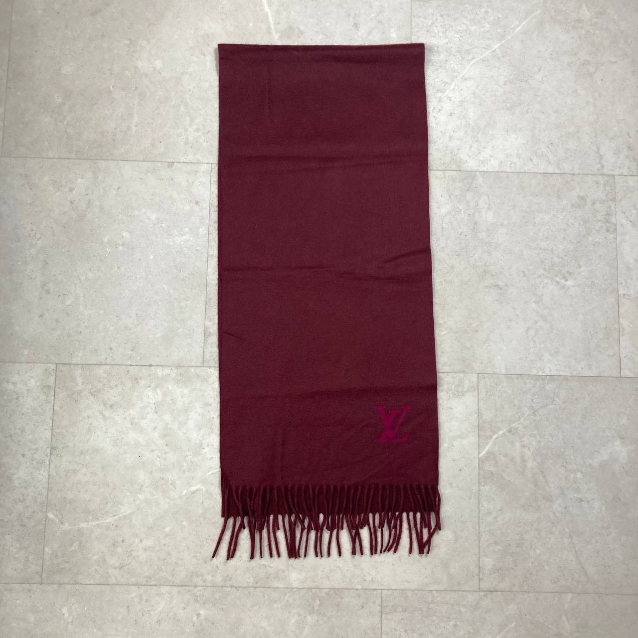 Louis Vuitton Vintage Louis Vuitton LV Cashmere Scarf Size ONE SIZE - 2 Thumbnail