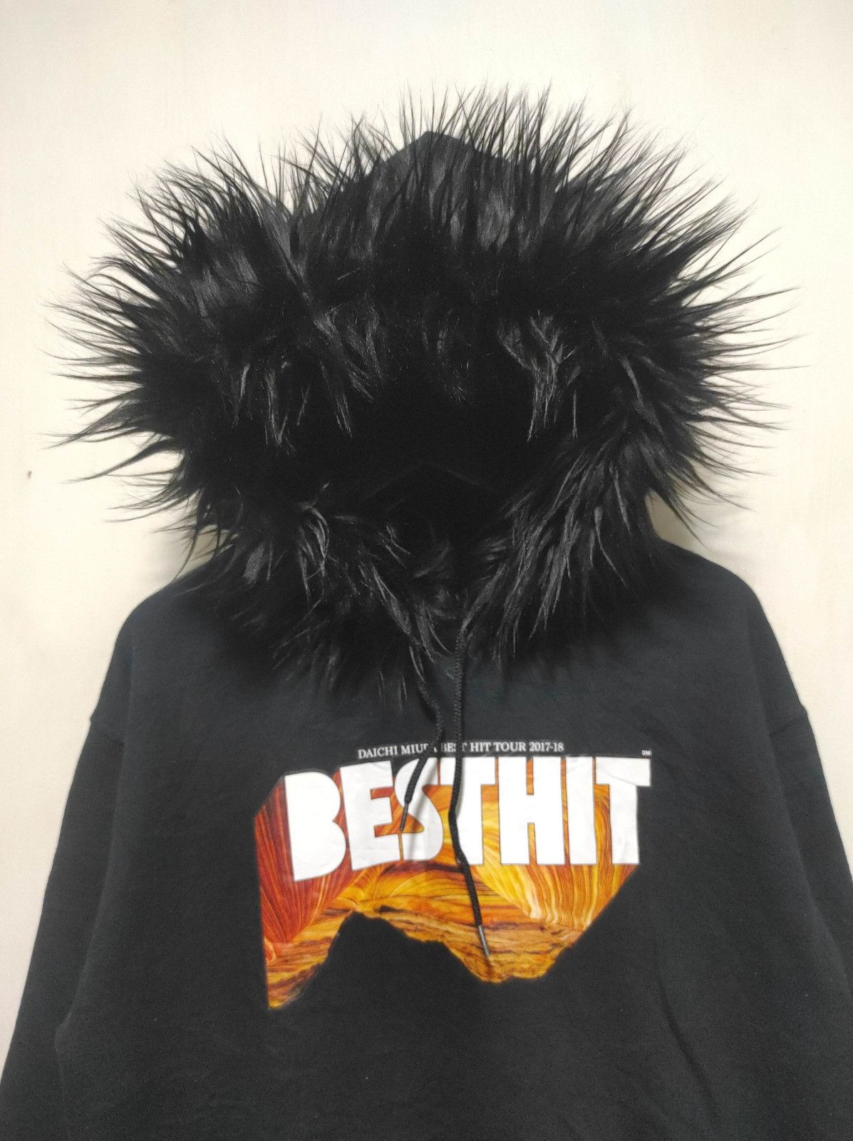 Band Tees Daichi Miura tour 2017-18 Fur hoodie ifsix LGB style Size US M / EU 48-50 / 2 - 4 Thumbnail