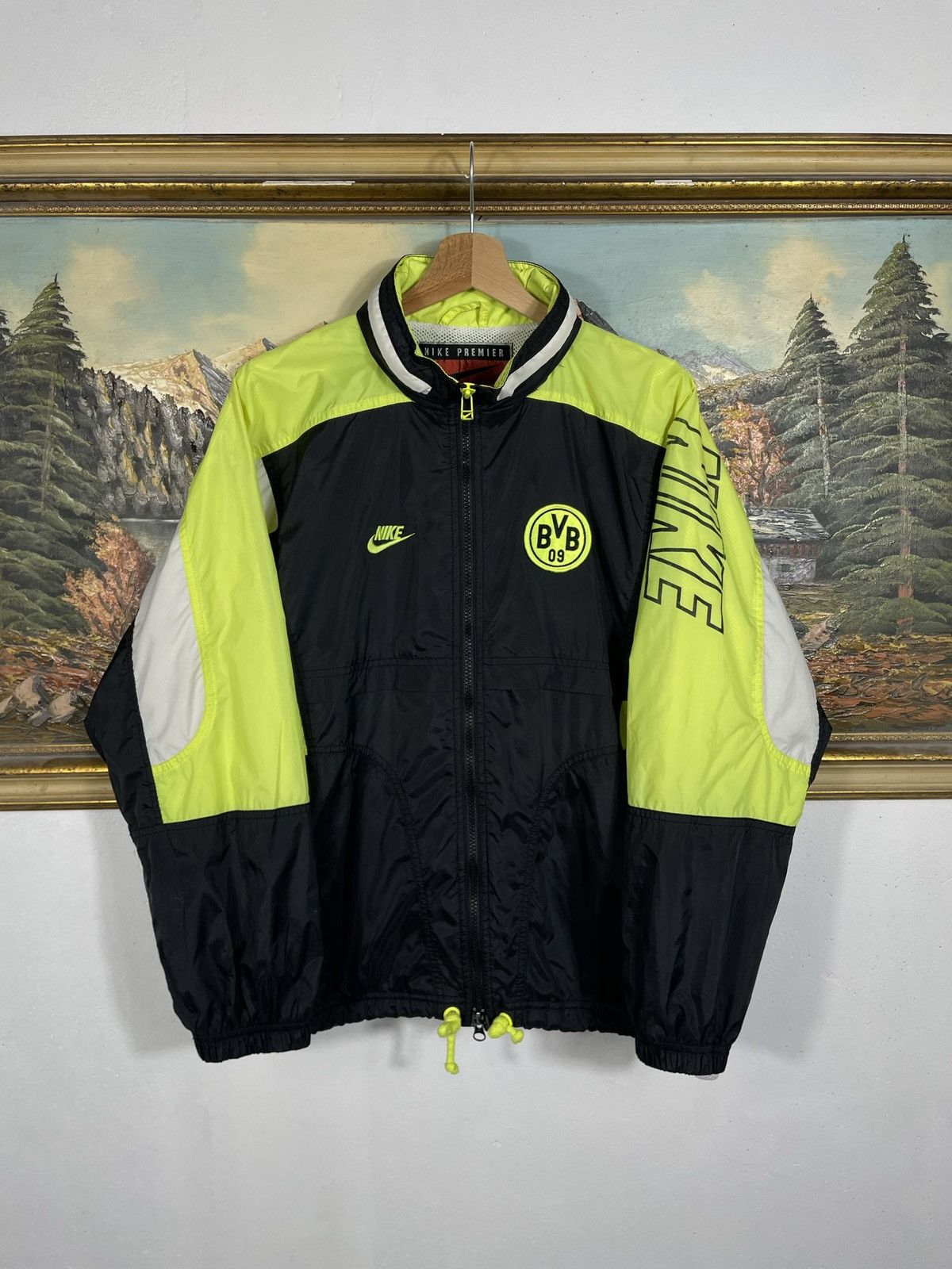 Nike Borussia Dortmund Windbreaker Jacket Soccer Tracksuit