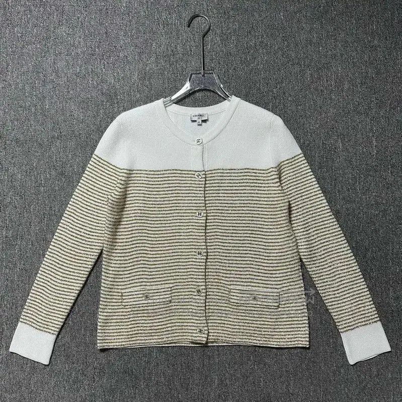 Chanel Chanel Cotton Embroidered Jacket in Beige . Size M / US 6-8 / IT 42-44 - 1 Thumbnail