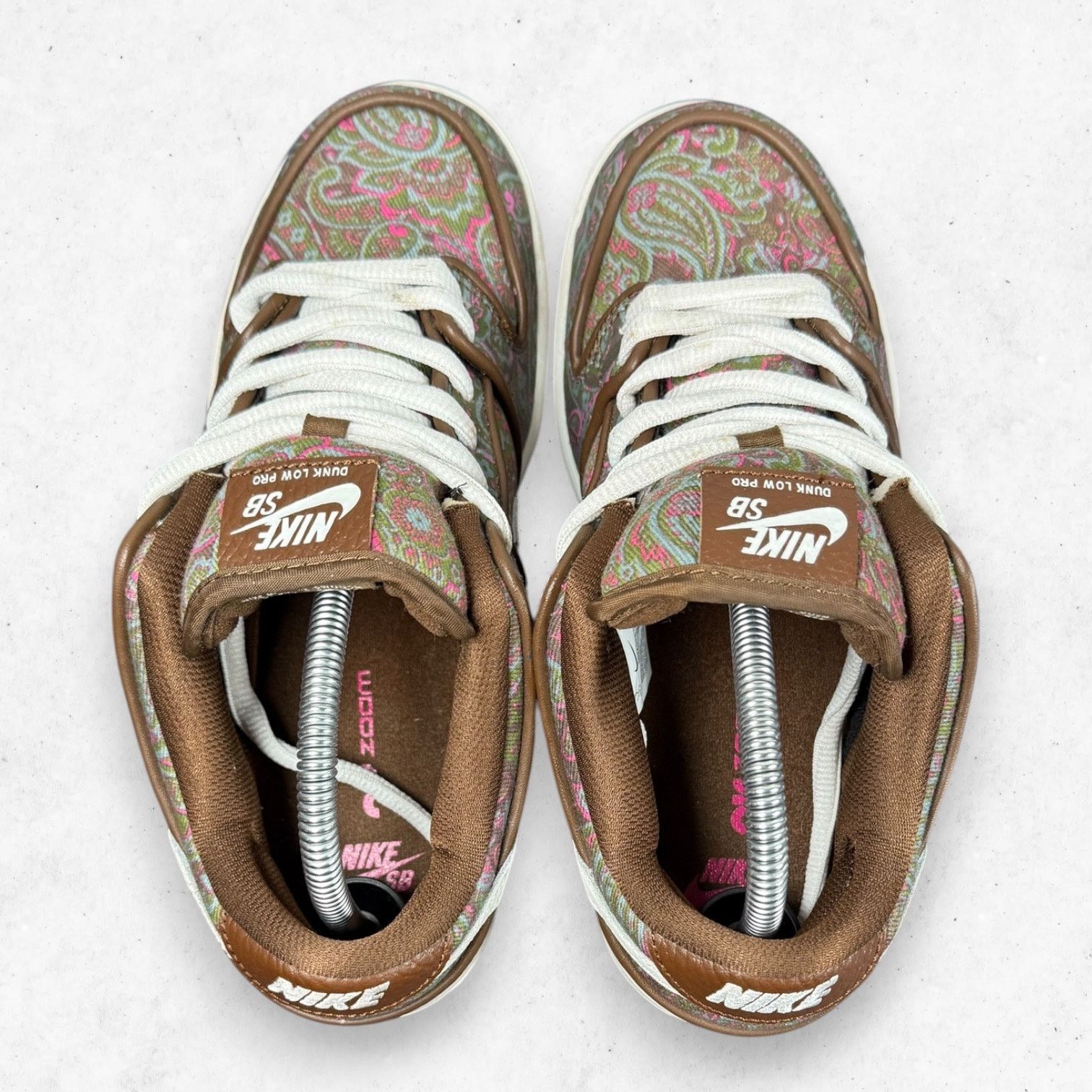 Nike Nike SB Dunk Low Pro Paisley Brown Pink Mens 7 DH7534-200 Size US 7 / EU 40 - 11 Thumbnail