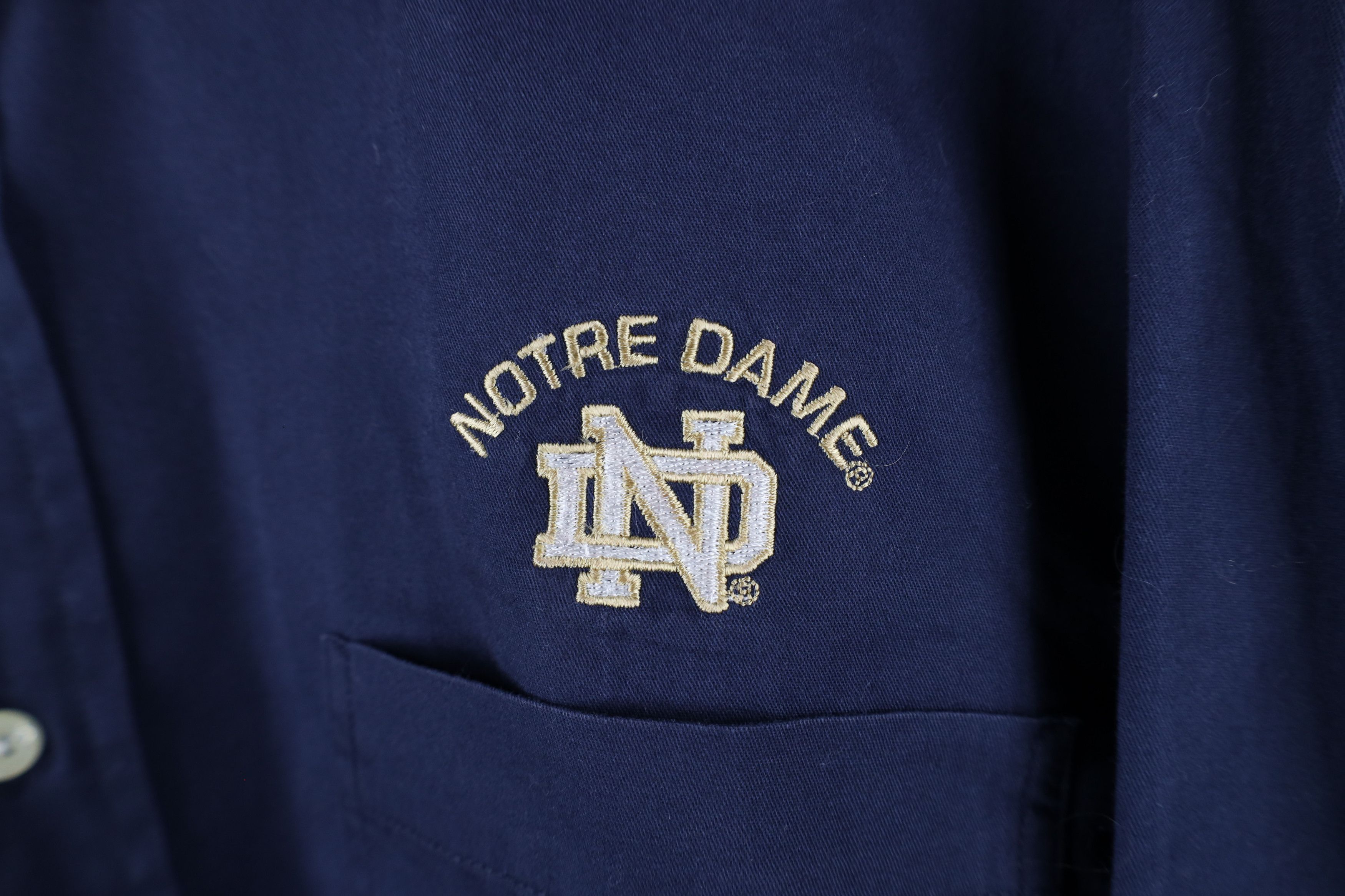 Vintage Vintage 90s Out Notre Dame University Button Down Shirt Size US L / EU 52-54 / 3 - 4 Thumbnail