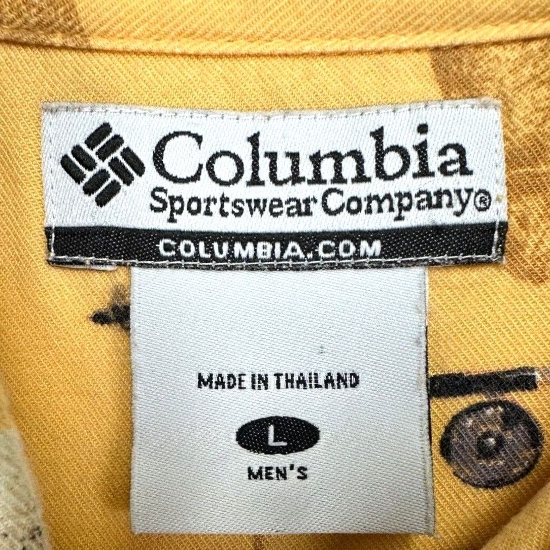 Vintage Columbia Button Up Shirt Mens Large Yellow All Over Fish Print River Lodge Short Sleeve Casual Breathable Lightweight Pockets Size US L / EU 52-54 / 3 - 5 Thumbnail