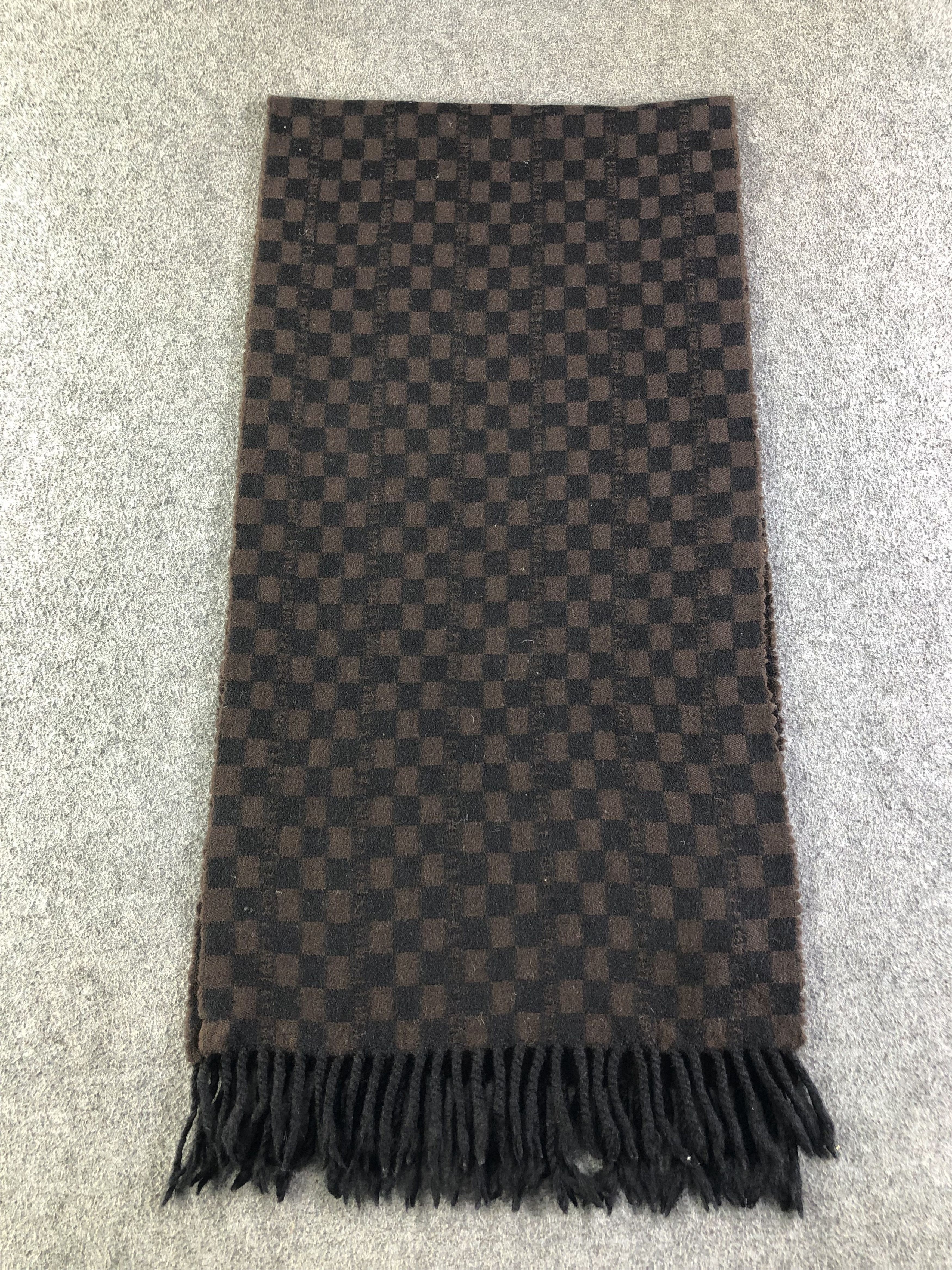 Fendi Fendi Luxury Scarf / Muffler / Neckwear SS1308 Size ONE SIZE - 2 Thumbnail