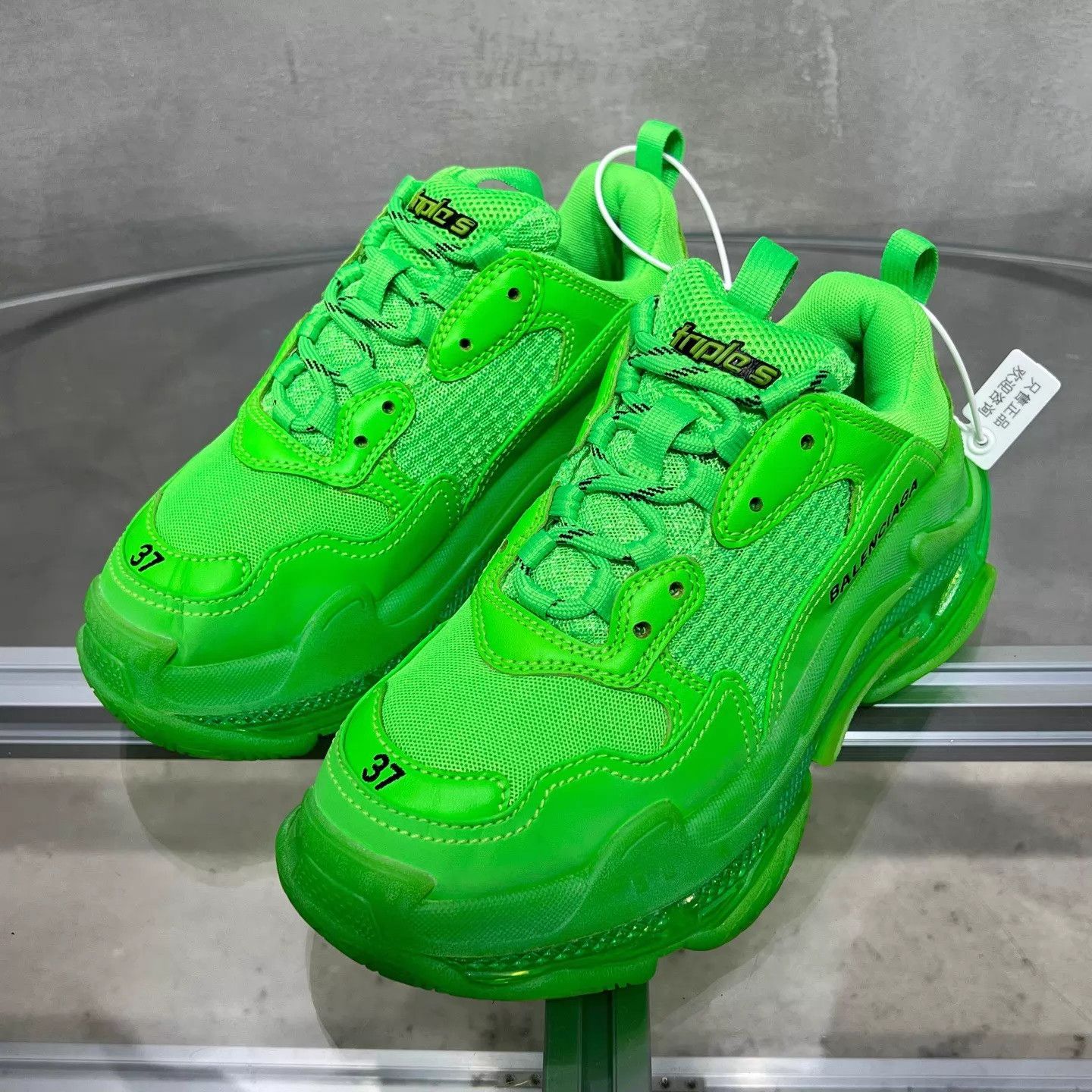 Balenciaga Balenciaga Triples Neon Green Women's 37 Size US 7 / IT 37 - 2 Thumbnail