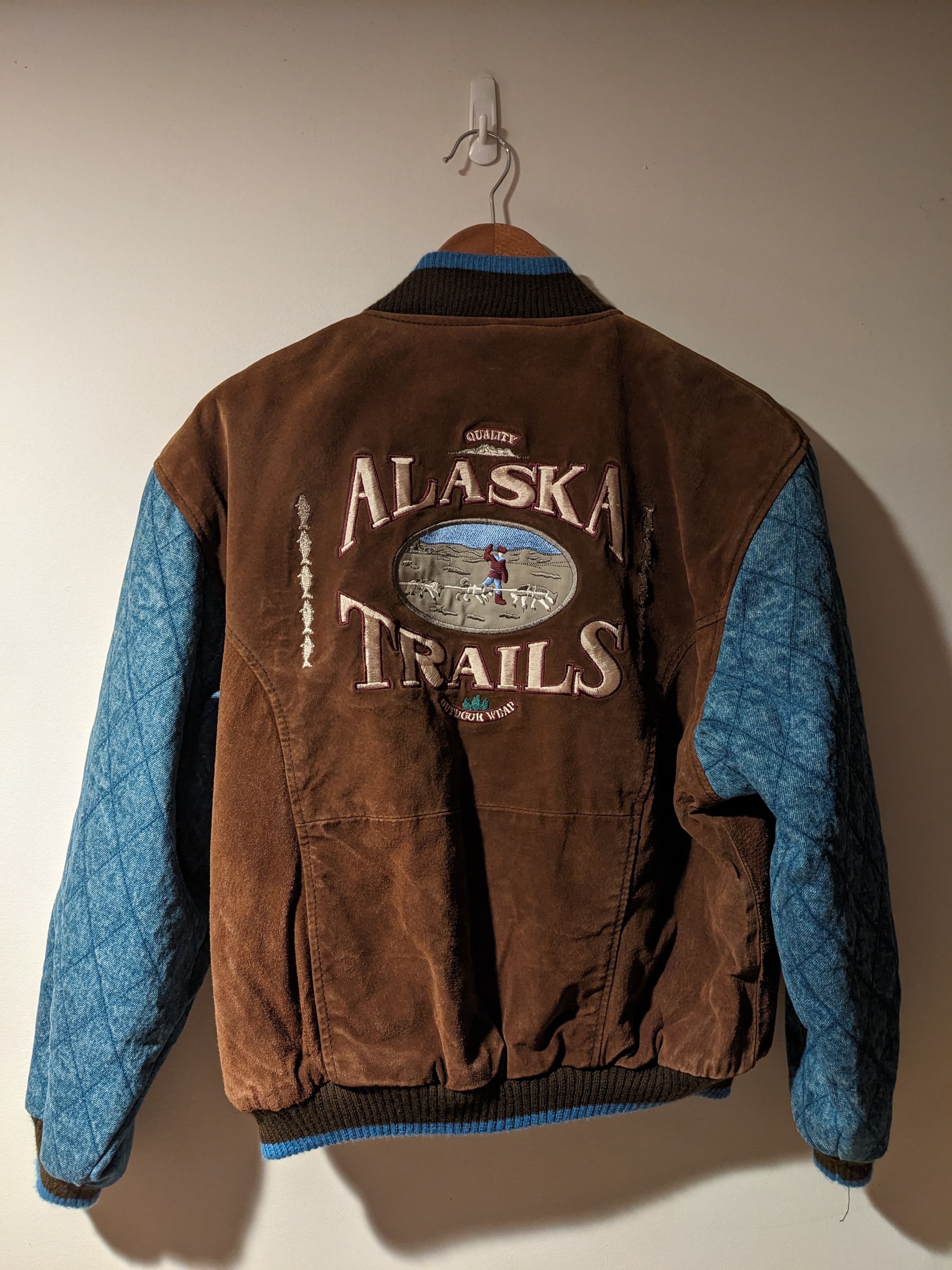 Vintage Vintage 90s Alaska Trails Outdoor Wear Small Leather Jacket Size US S / EU 44-46 / 1 - 1 Thumbnail