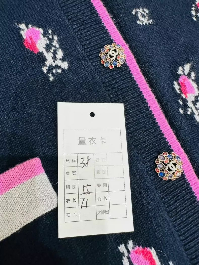 Chanel Chanel 22k small flower knitted cardigan coat Size XS / US 0-2 / IT 36-38 - 9 Thumbnail
