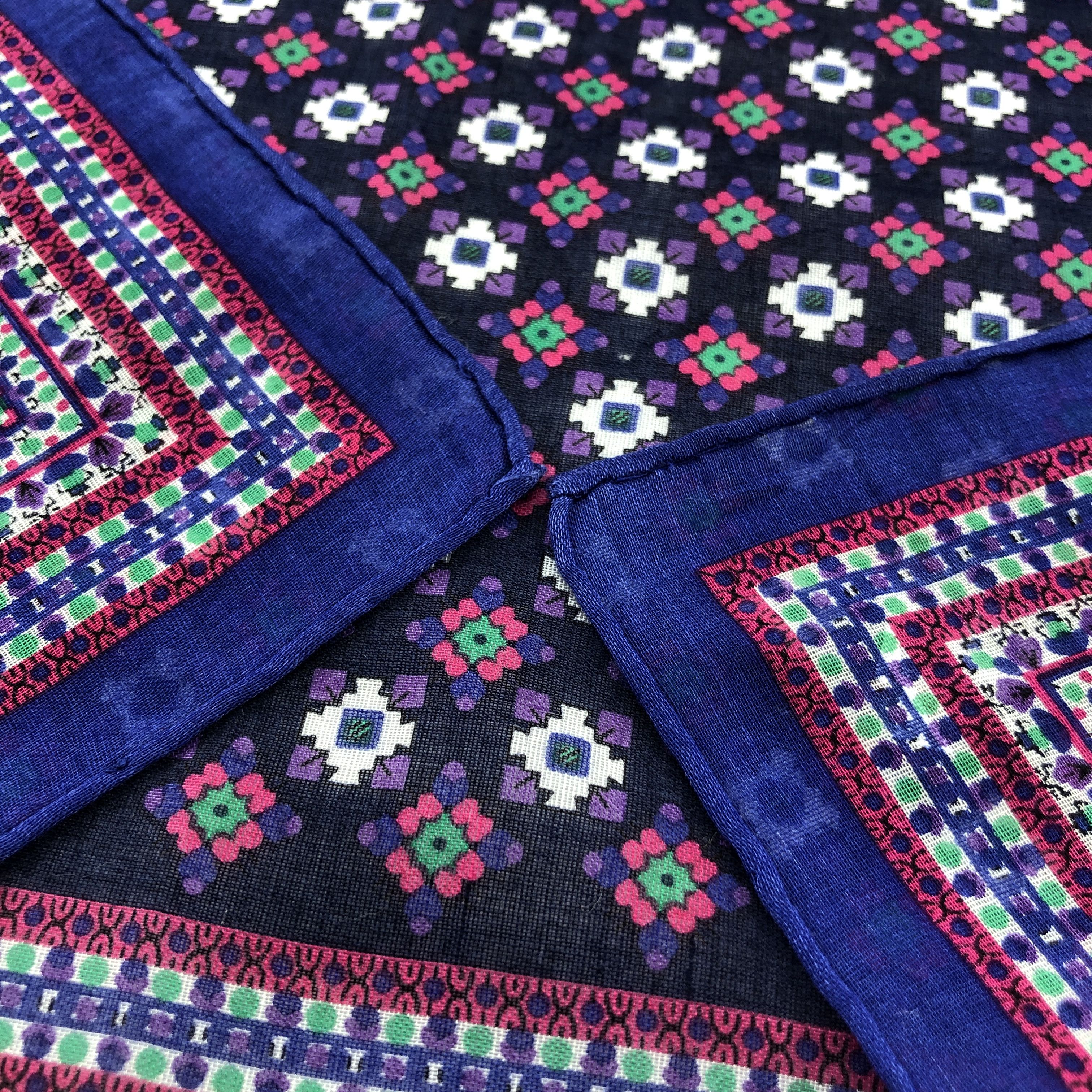 Yves Saint Laurent YSL Geometric Handkerchief Neckerchief Bandana H2875 Size ONE SIZE - 5 Thumbnail