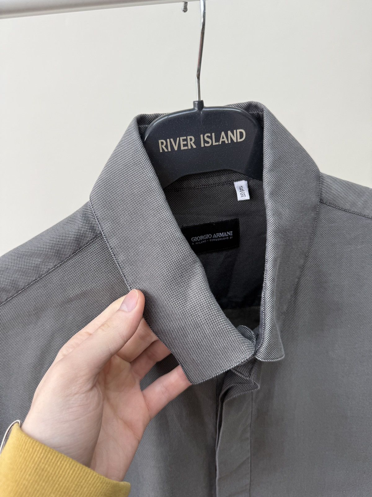 Giorgio Armani Vintage Giorgio Armani Milano Grey Button Up Shirt Size US L / EU 52-54 / 3 - 5 Thumbnail