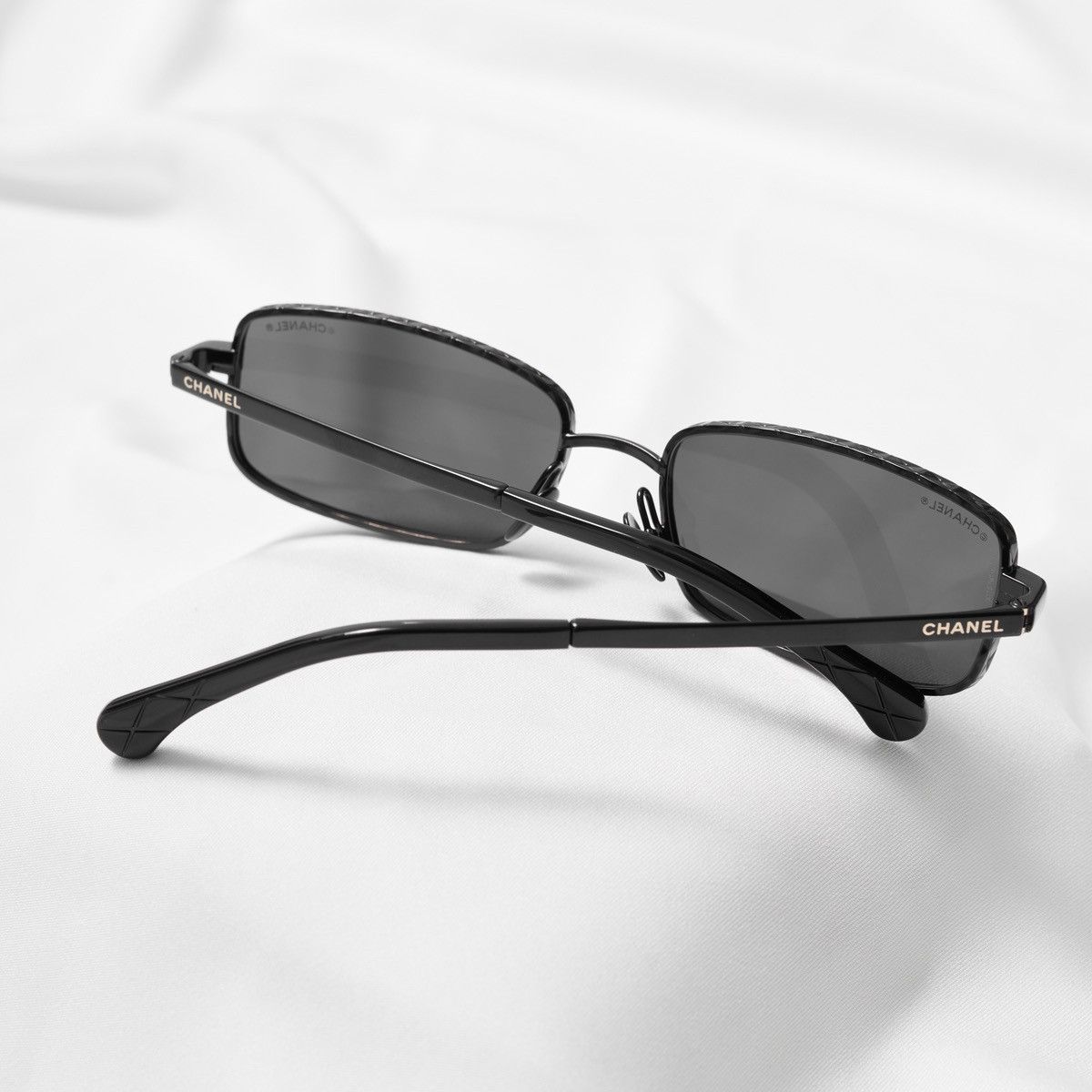 Chanel CHANEL 0CH4295 C101S4 SUNGLASSES Size ONE SIZE - 7 Thumbnail