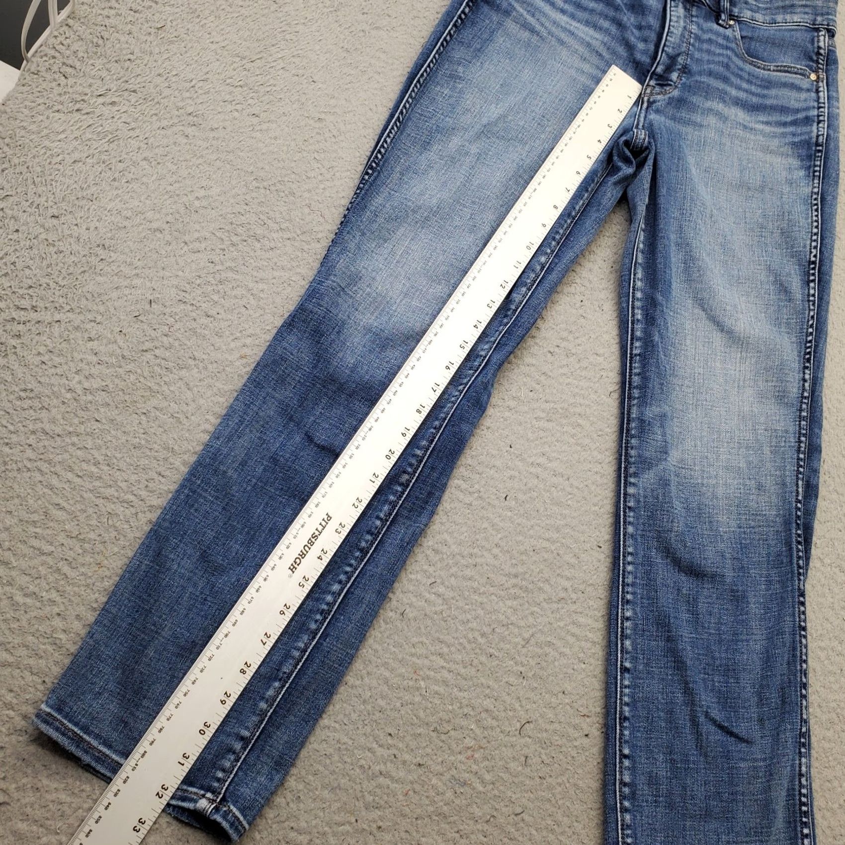 White House Black Market White House Black Market Jeans Women 8 Blue Denim High Rise Boho Faded Whiskered Womens Size 8 Blue Denim Jeans Size 30" / US 8 / IT 44 - 4 Thumbnail