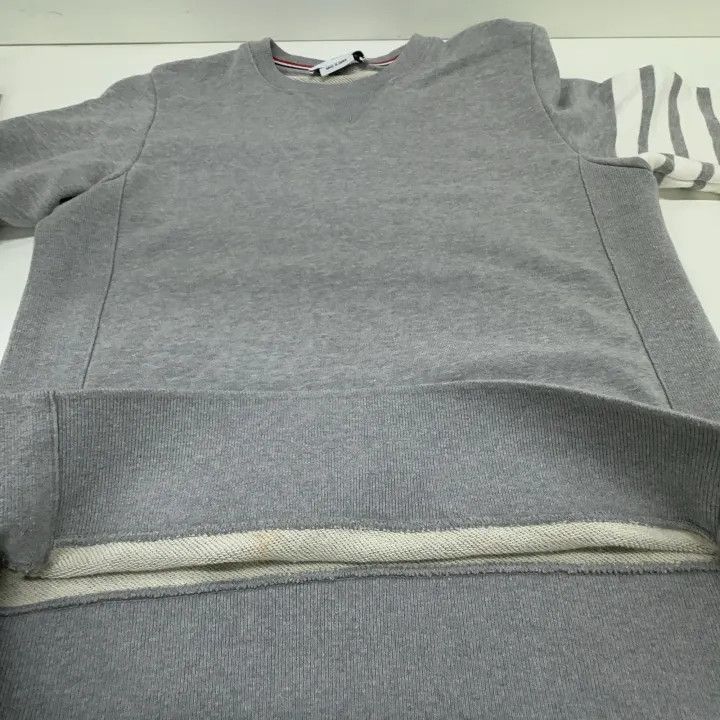 Thom Browne Thom Browne Classic Gray Striped Sweatshirt -2507 Size US S / EU 44-46 / 1 - 5 Thumbnail